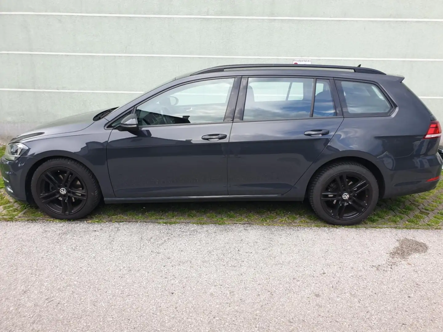 Volkswagen Golf Variant 1,6 TDI Grau - 2