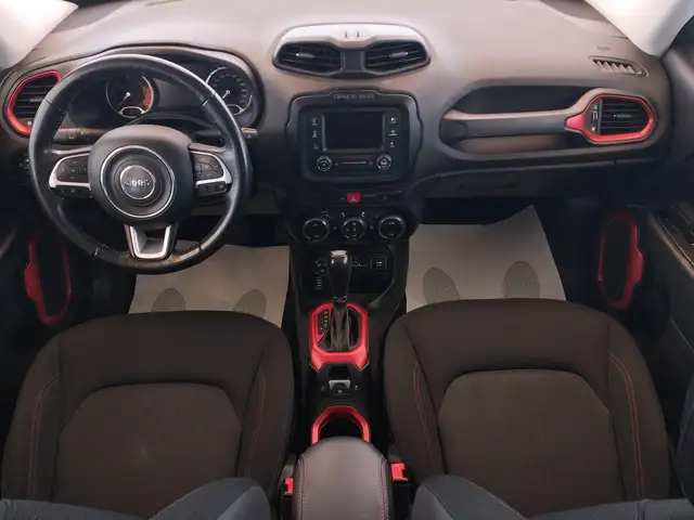 Jeep Renegade view 7