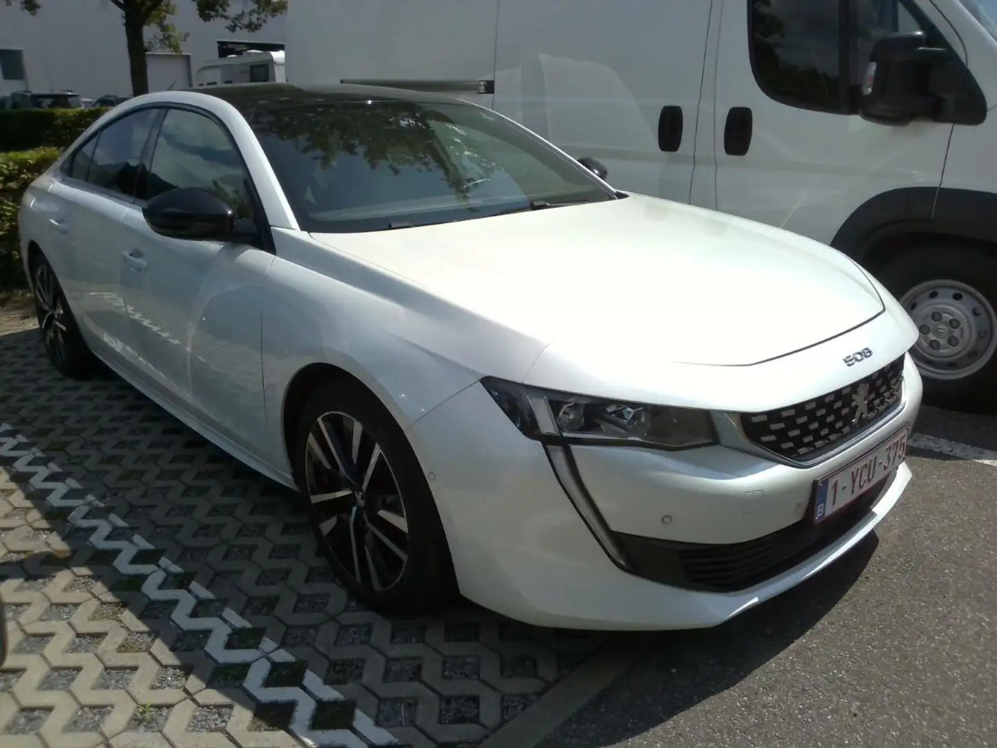 Peugeot 508 HYBRID GT e-EAT8 225PK Biały - 1