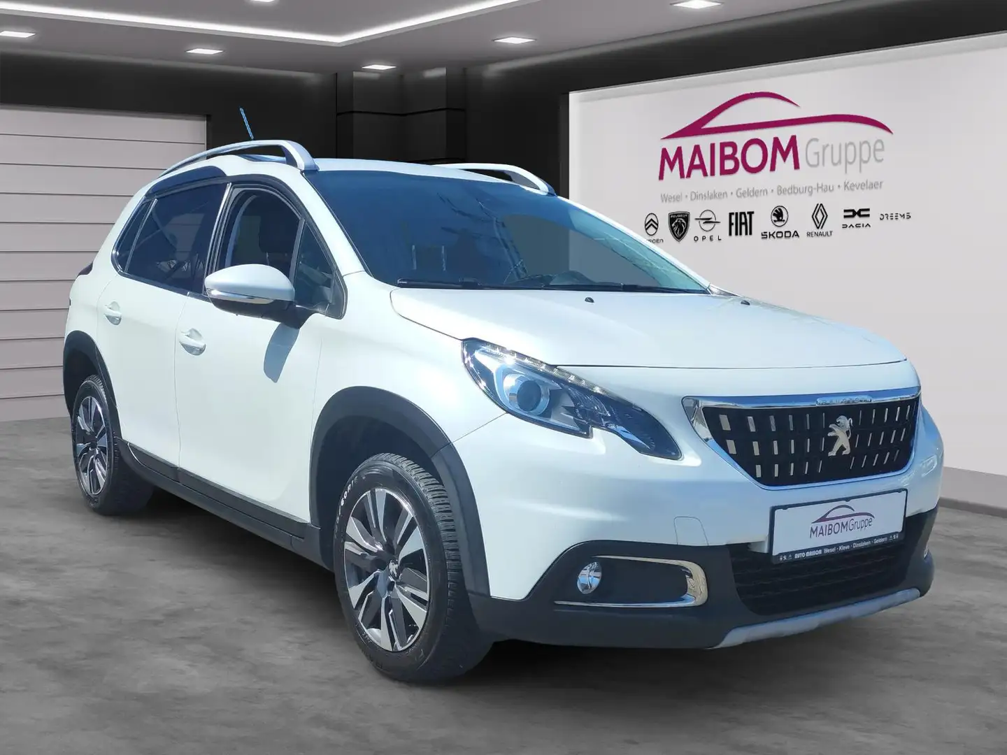 Peugeot 2008 1.2 12V e-THP / PureTech Weiß - 2