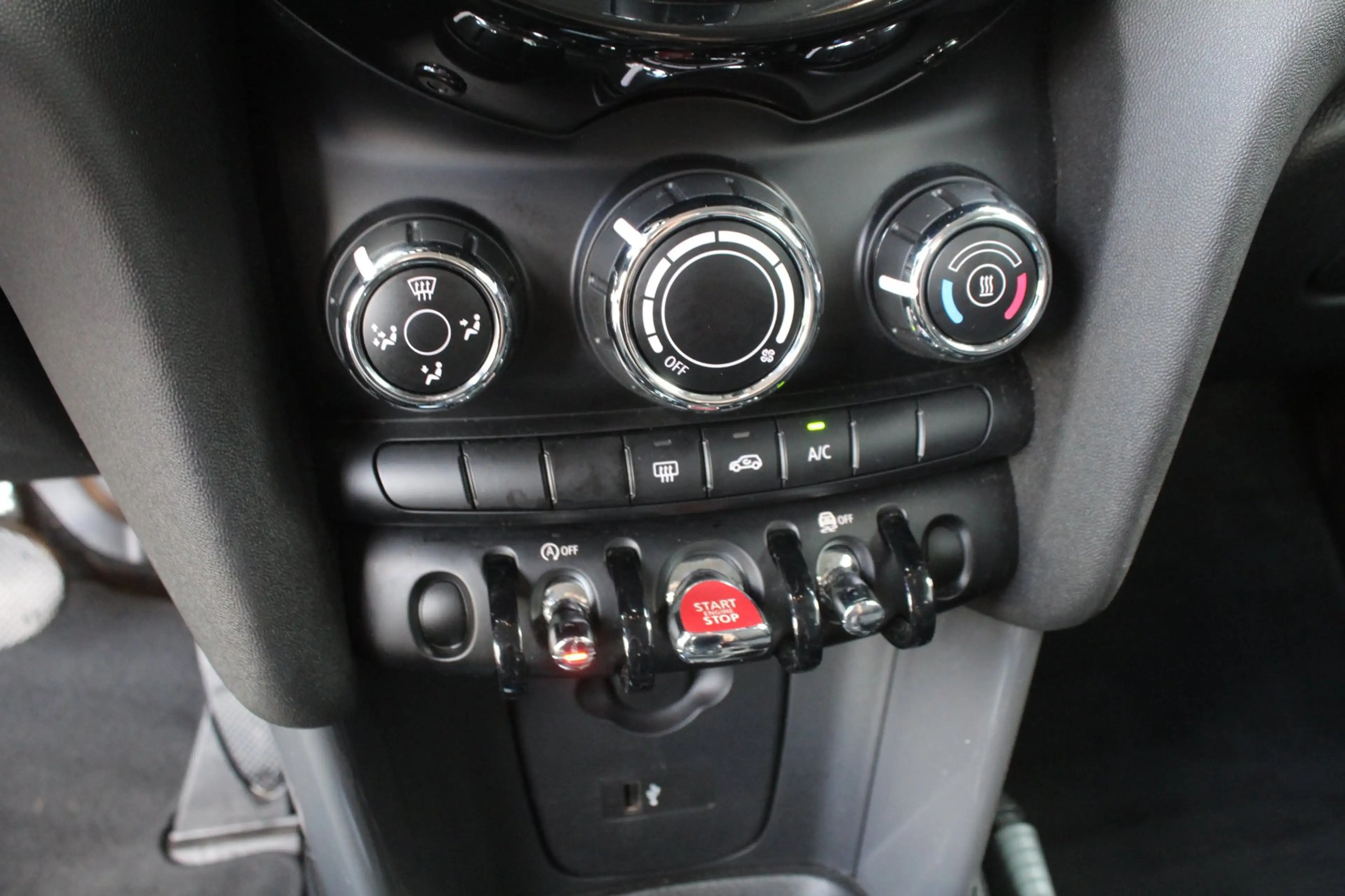 MINI One 1.5 102pk Salt AUTOMAAT NL-Auto NAP — photo 15