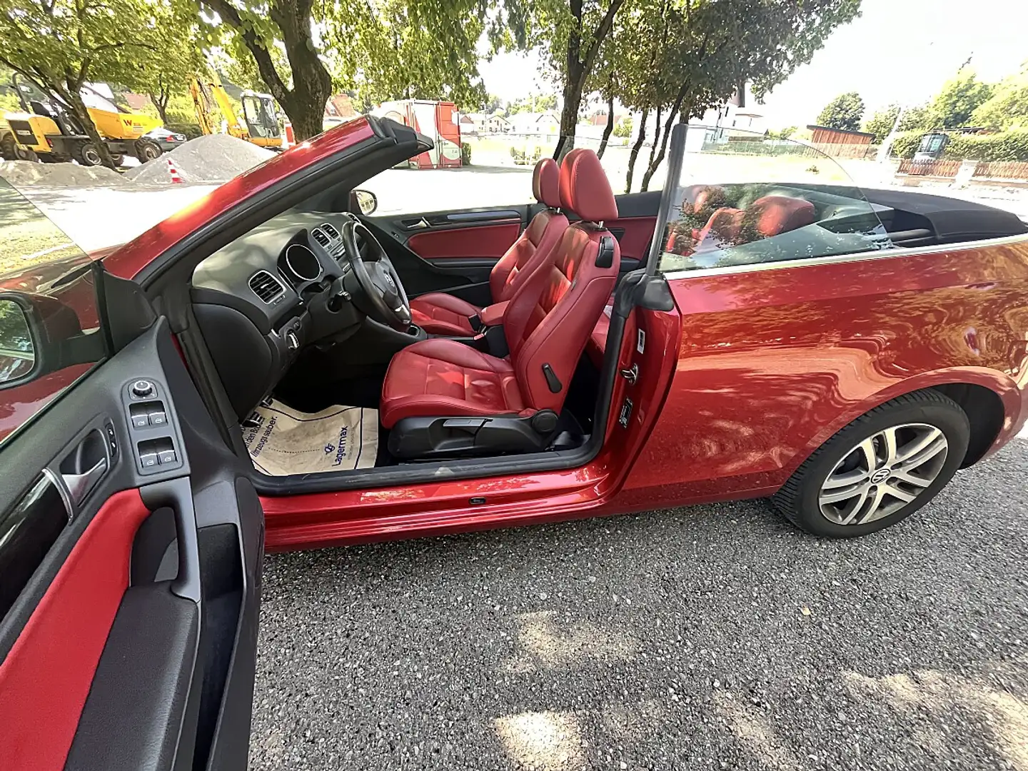 Volkswagen Golf Cabriolet Golf VI Cabrio 2.0 TDI Rot - 1
