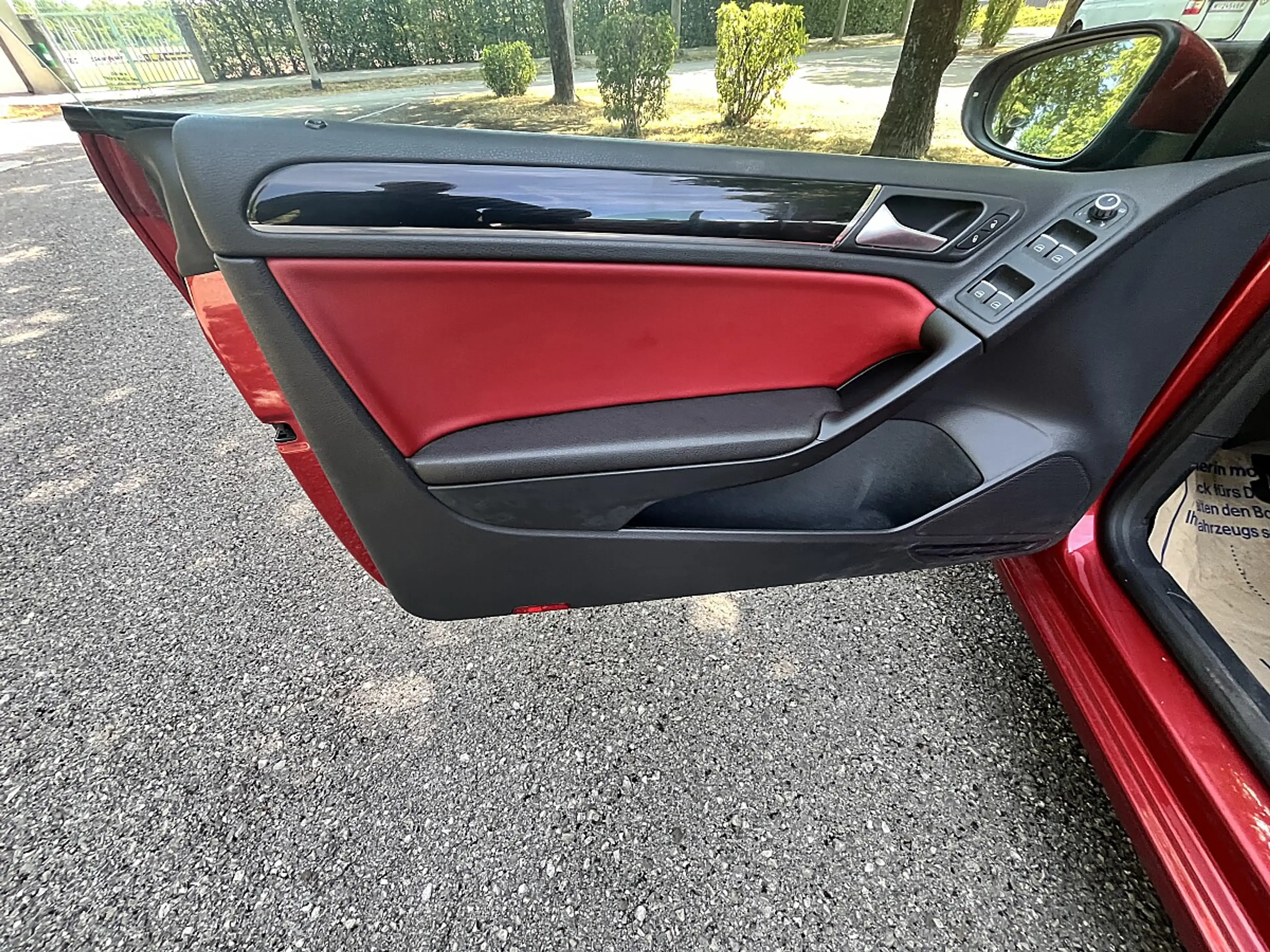 Volkswagen Golf Cabriolet Golf VI Cabrio 2.0 TDI — photo 4