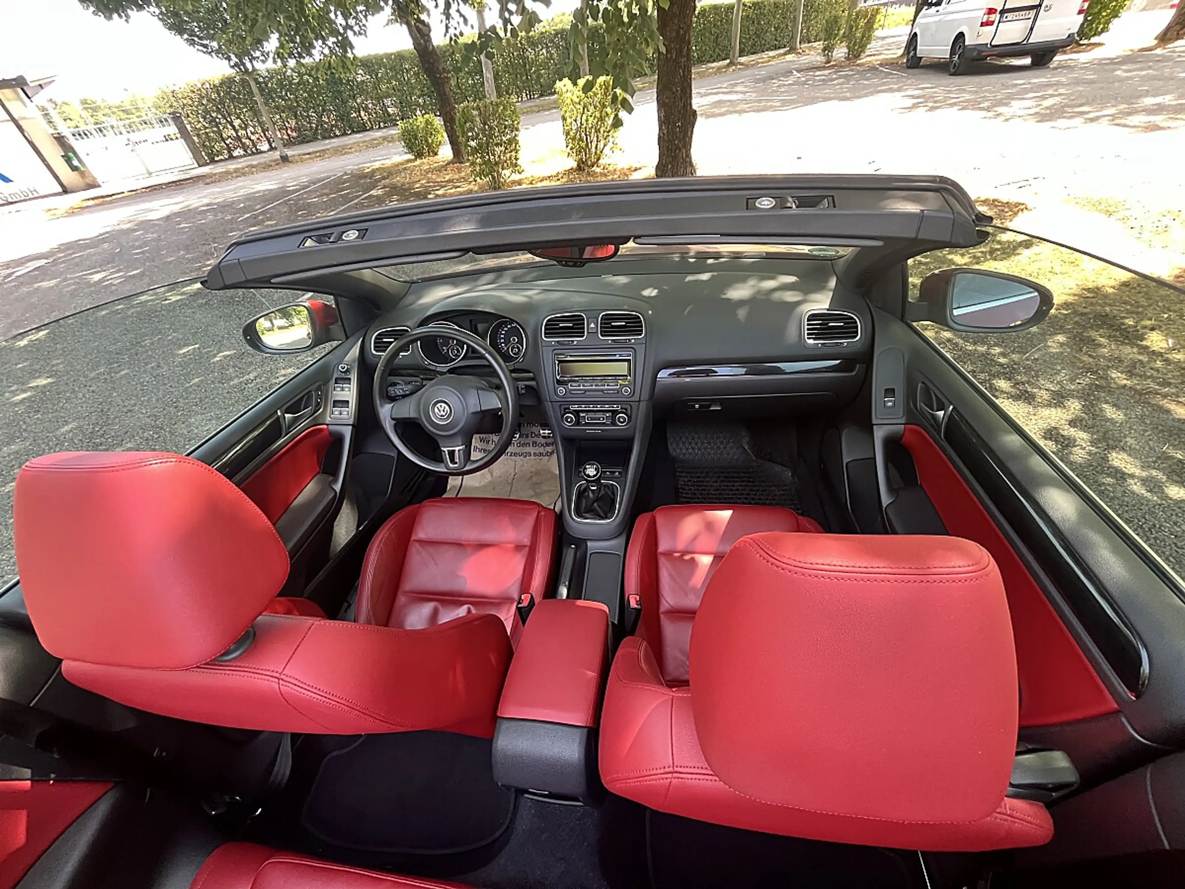 Volkswagen Golf Cabriolet Golf VI Cabrio 2.0 TDI — photo 11