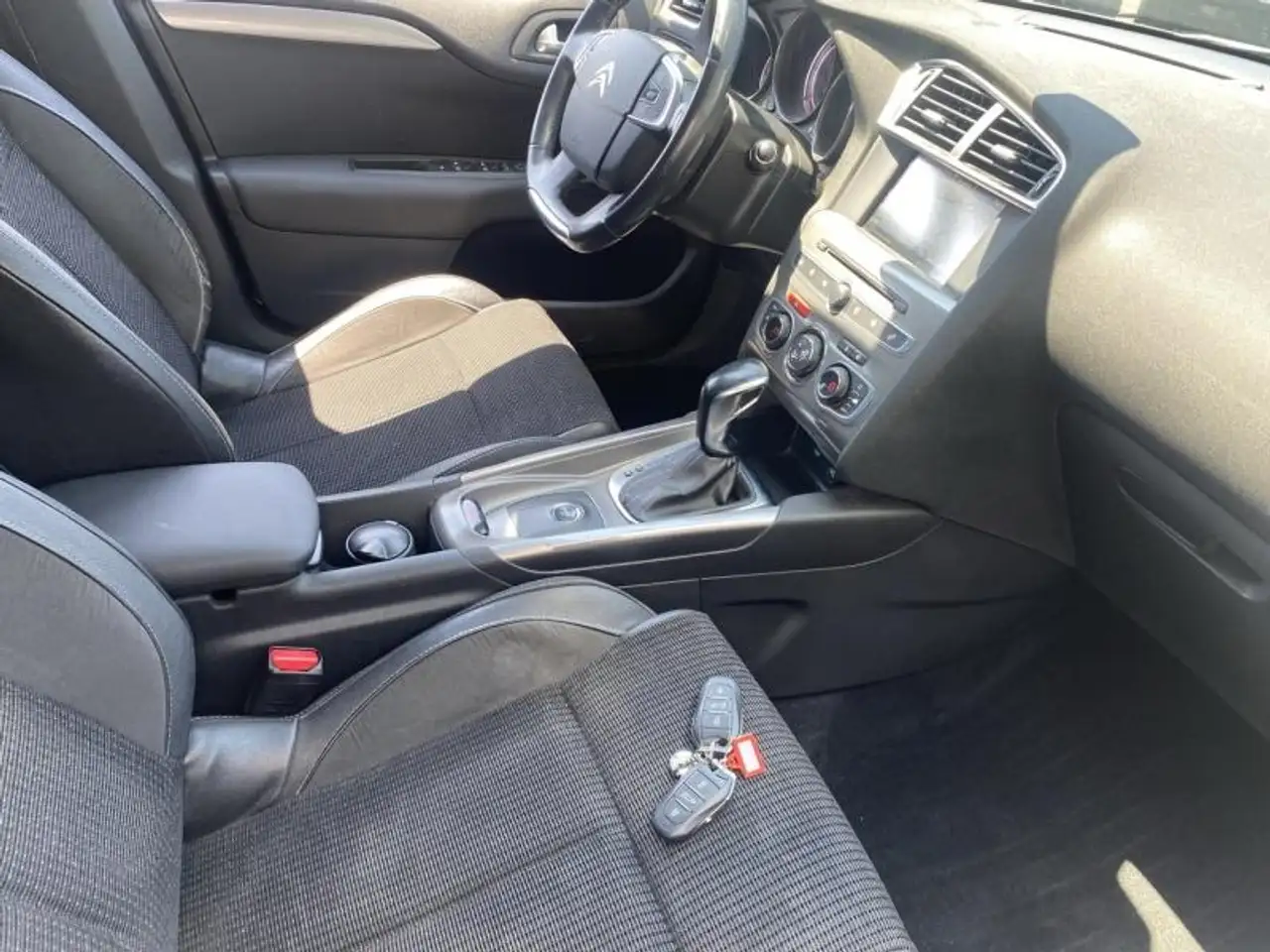 Citroen C4 Berline — photo 9