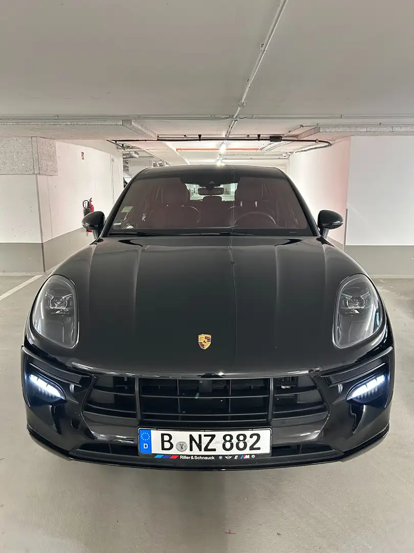 Porsche Macan Macan GTS PDK Schwarz - 2