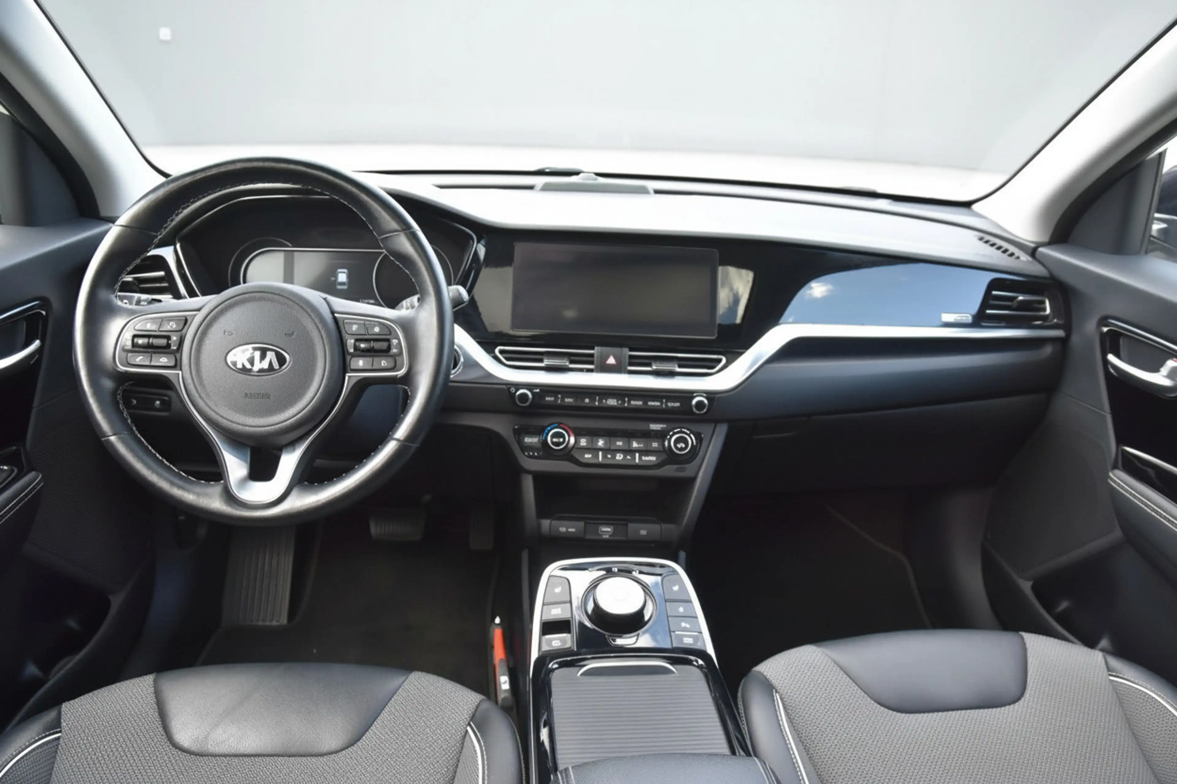Kia e-Niro DynamicPlusLine 39 kWh | SOH 99% — photo 12