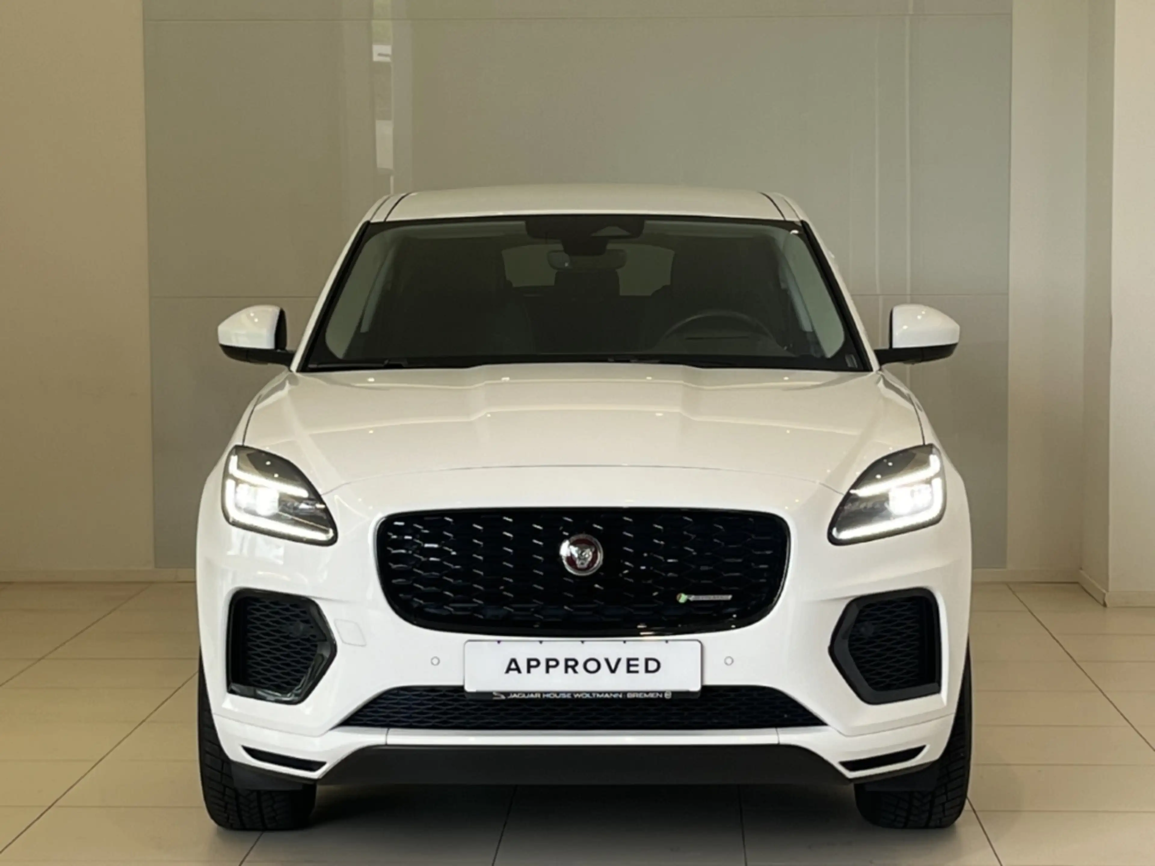Jaguar E-Pace D200 R-Dynamic SE AWD HUD AD — photo 7