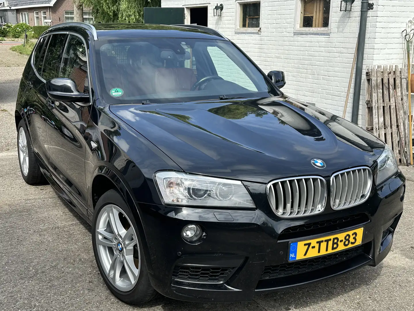 BMW X3 BMW xDrive 35D High Executive Zwart - 1