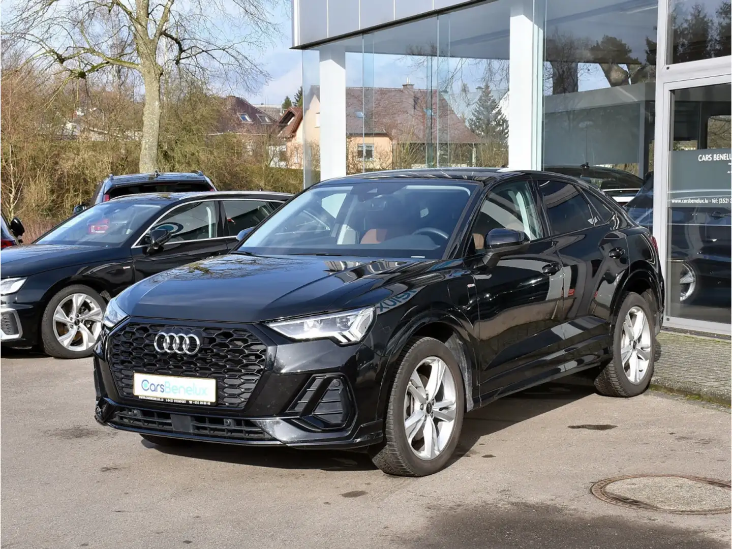 Audi Q3 Sportback 45 TFSIe S-Line CUIR LANE SIDE SHADOW Noir - 2