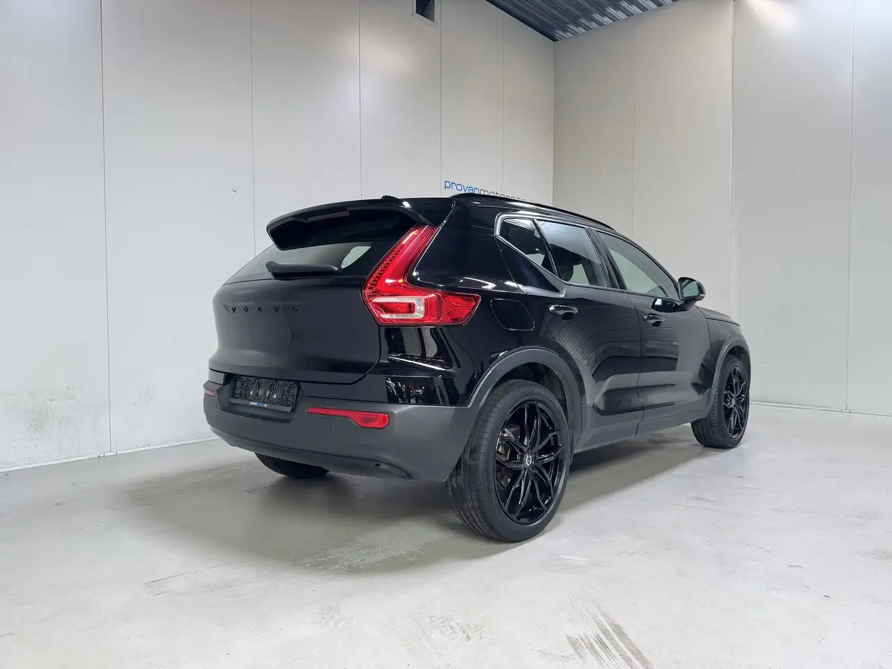 Volvo XC40 1.5 Benzine Autom. Momentum Pro Airco Topst..., миниатюра 3