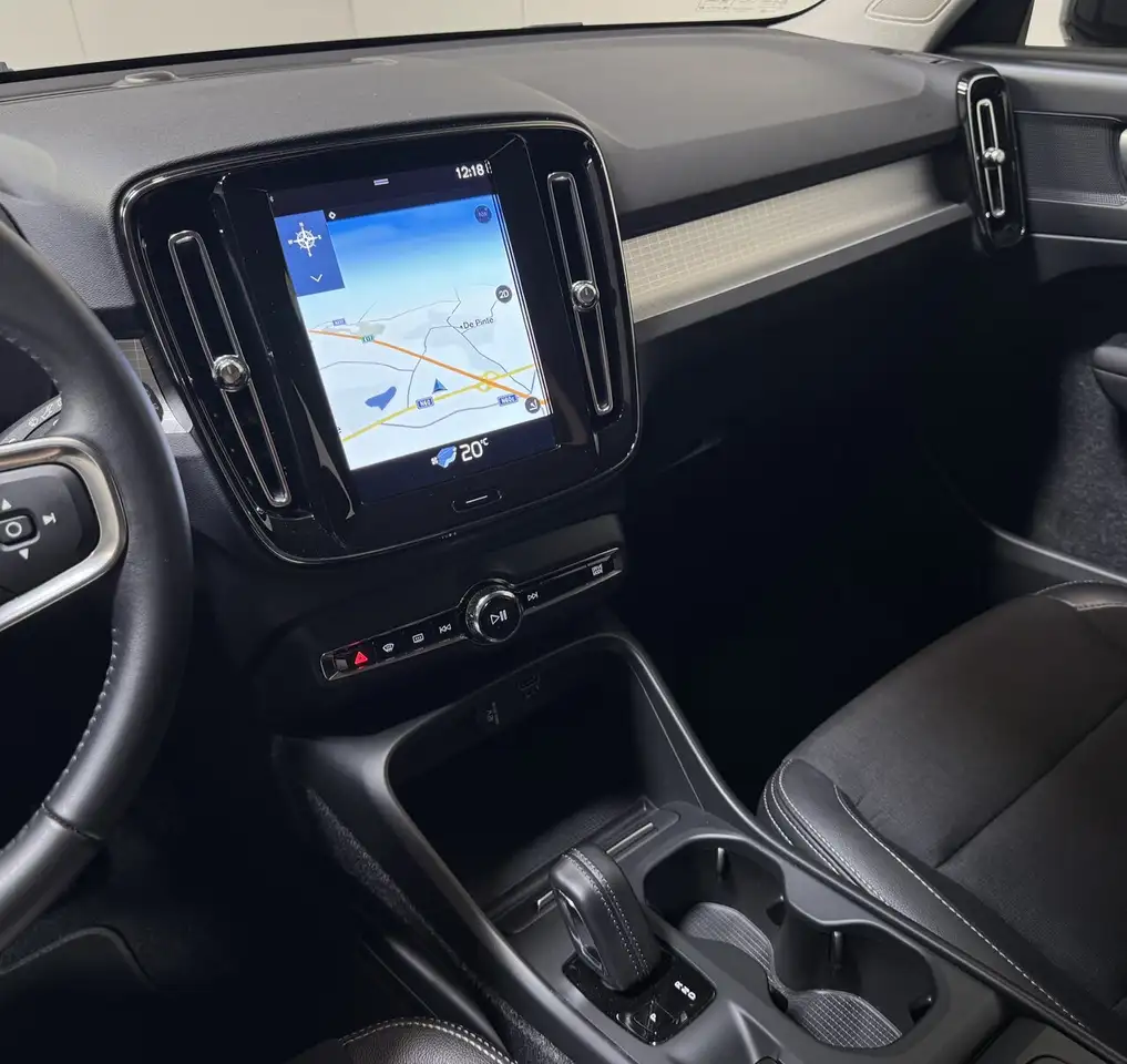 Volvo XC40 1.5 Benzine Autom. Momentum Pro Airco Topst..., миниатюра 12