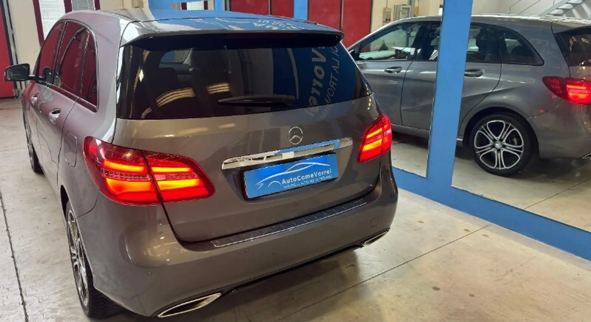Mercedes-Benz B 180 B 180 CDI Business Beige - 2