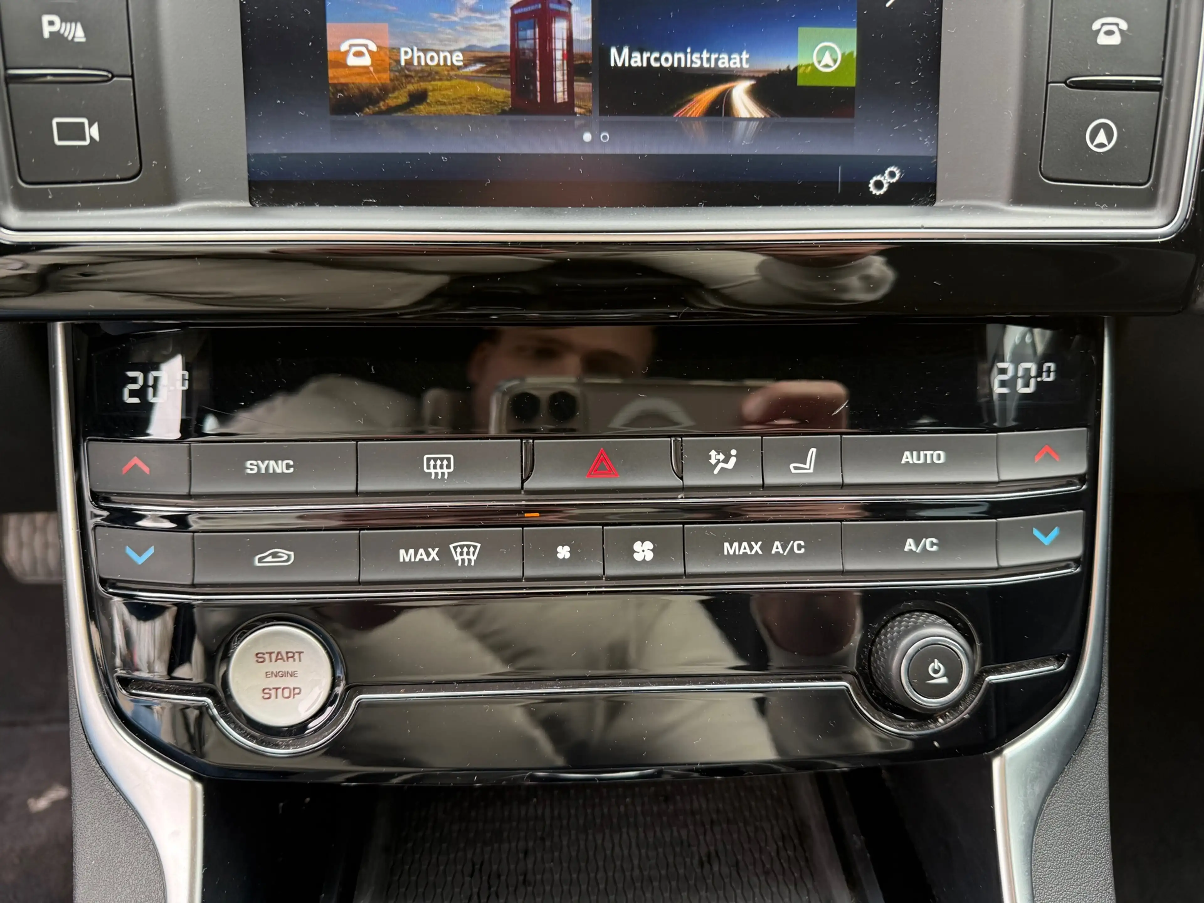 Jaguar XE 2.0 R-Sport — photo 14
