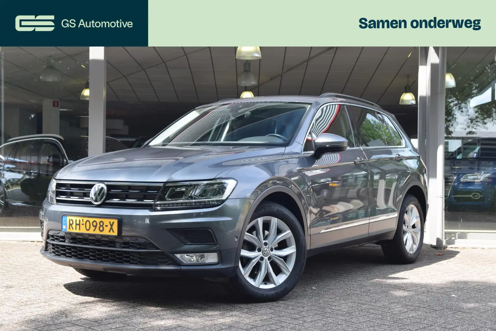 Volkswagen Tiguan 1.4 TSI ACT Comfortline Business R Adapt cruise, A Gris - 1
