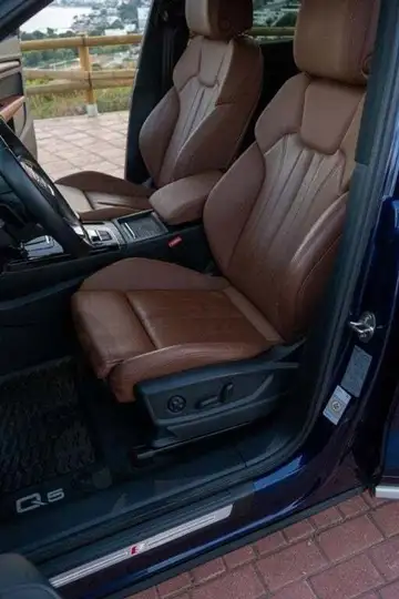 Audi Q5 2021, foto 24