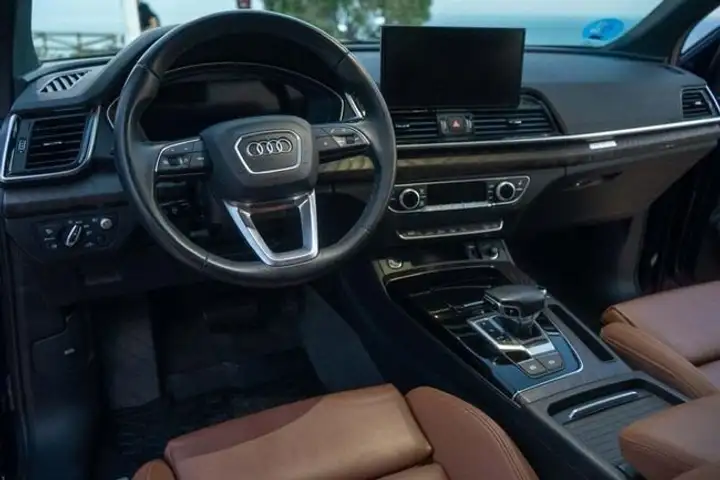 Audi Q5 2021, foto 22