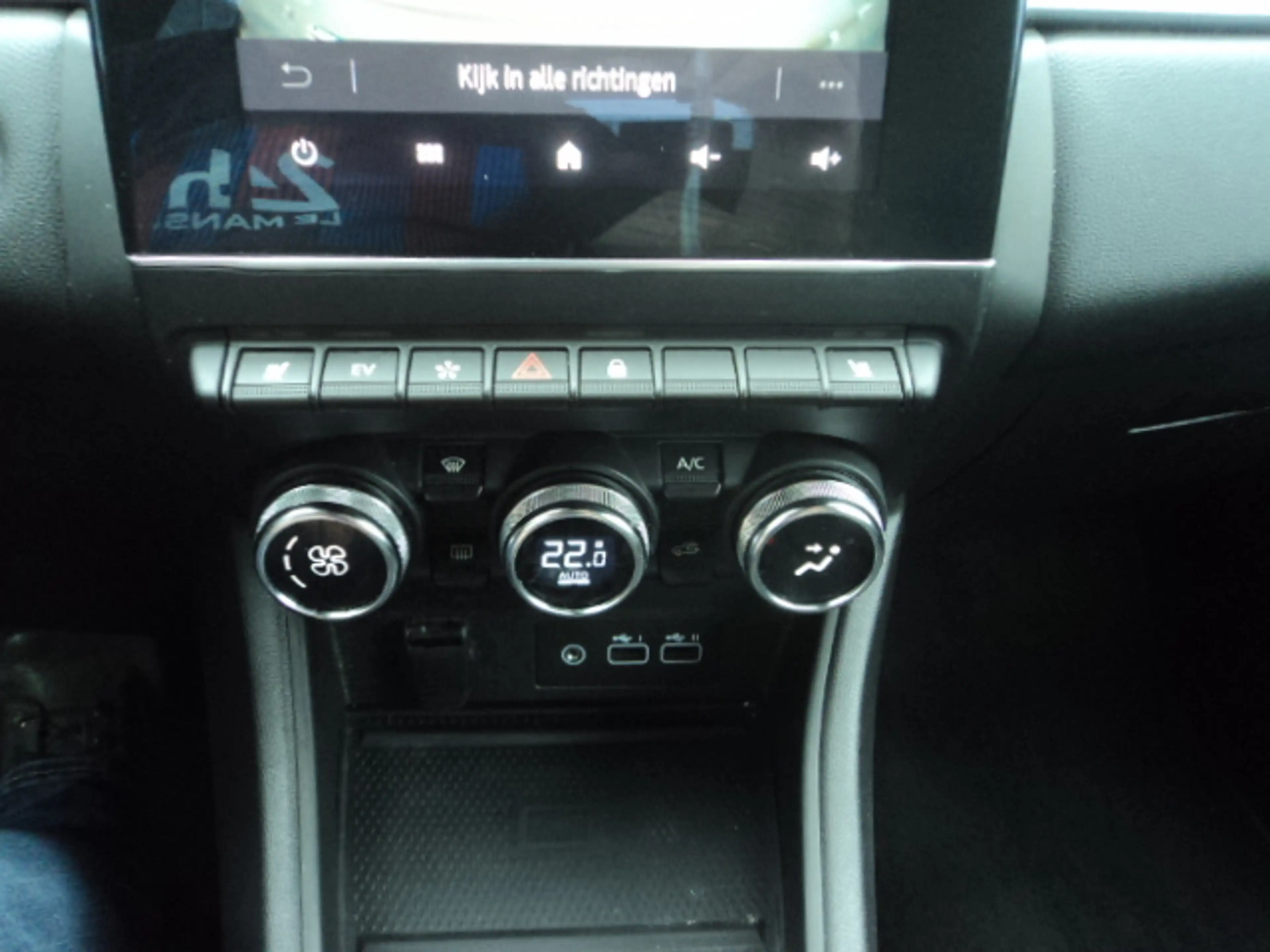 Renault Captur Captur 1.33 TCe MHEV Techno EDC GPF — photo 11