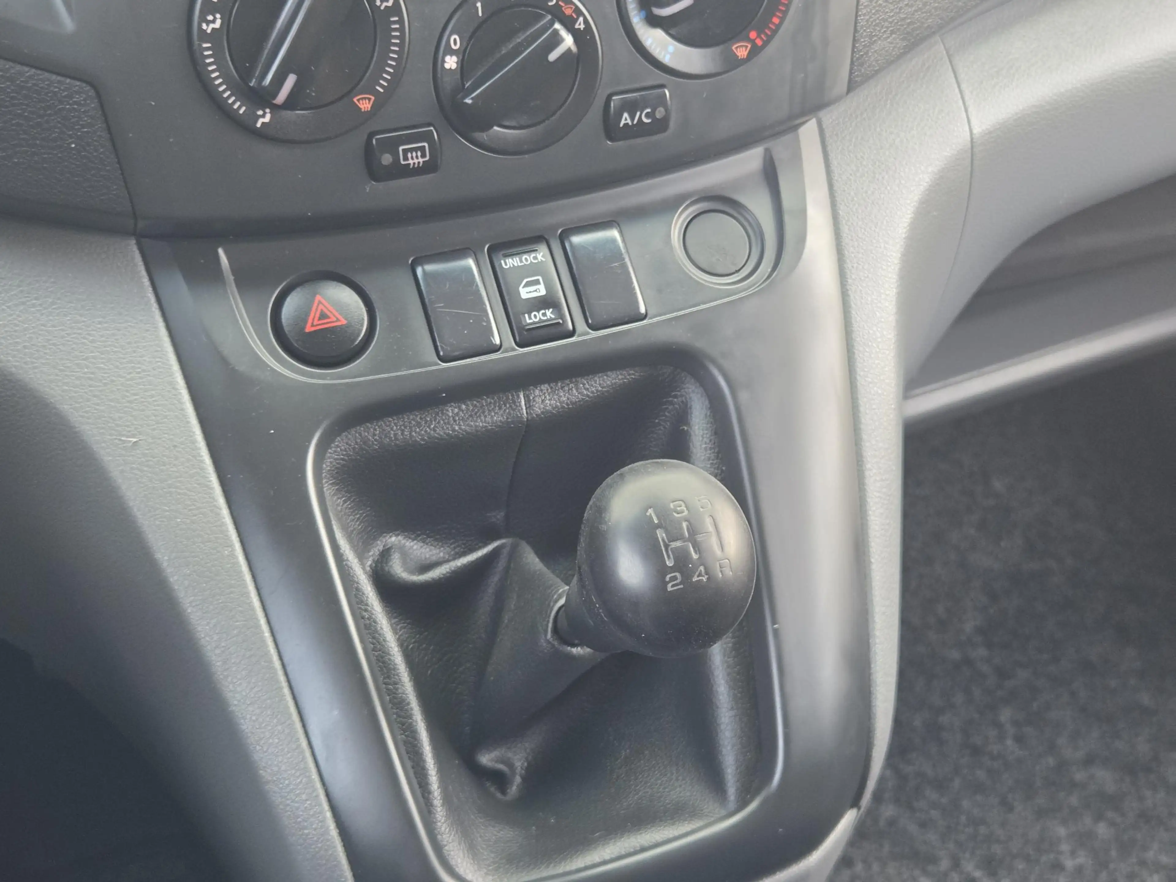 Nissan NV200 1.5 dCi Optima / Airco / Achteruitrijcamera / Blue — photo 14