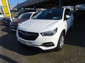 Fotografie Opel Grandland X Selection
