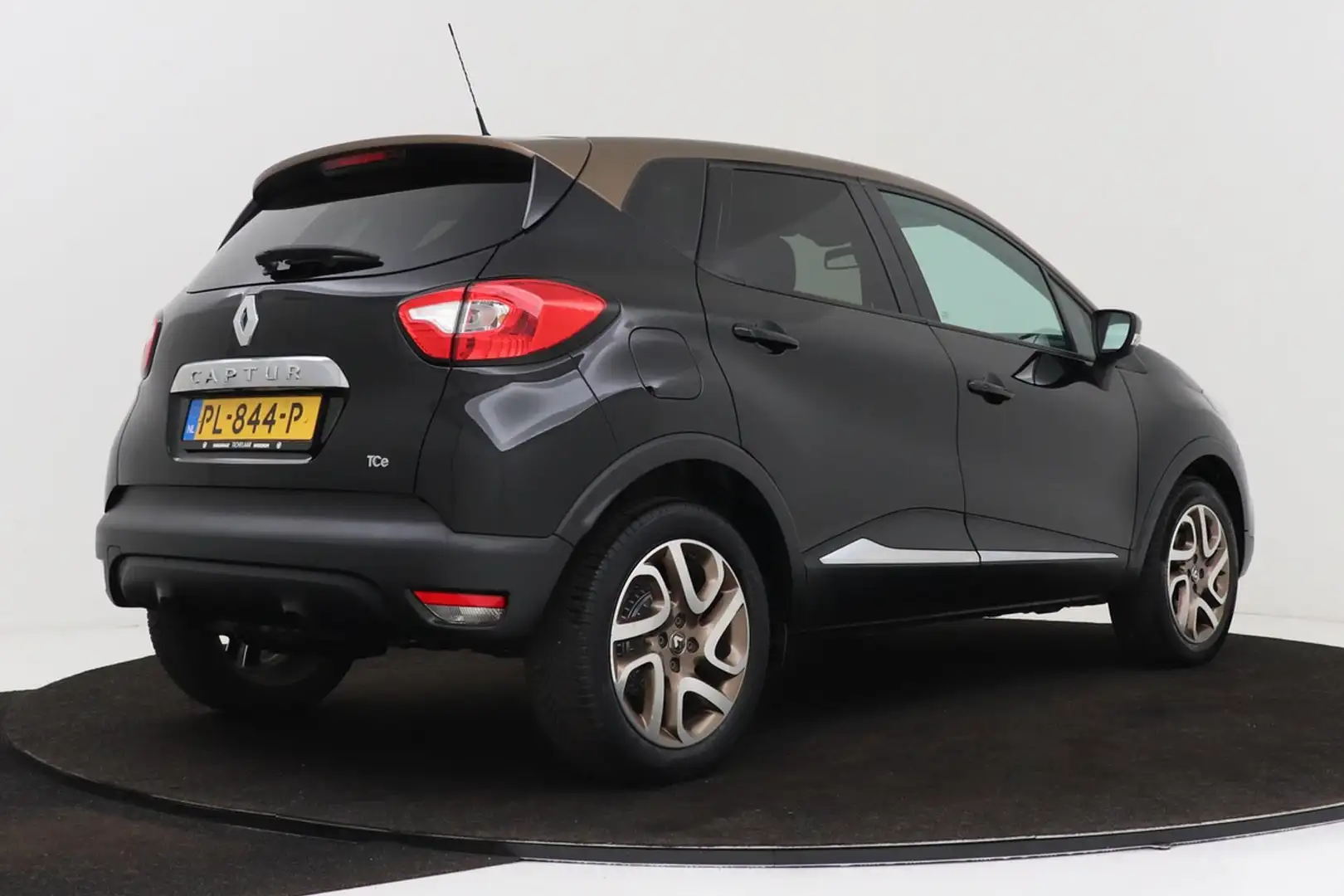 Renault Captur 1.2 TCe Dynamique | Leer | 120 PK | Climate Contro Zwart - 2