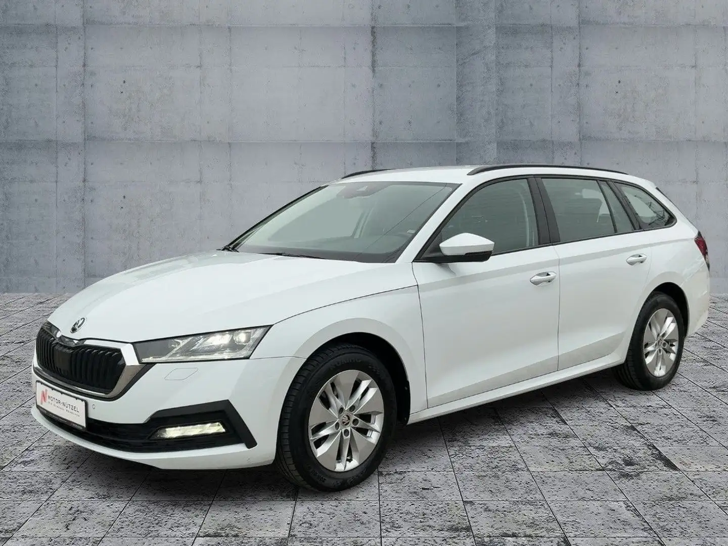 Skoda Octavia Combi 2.0 TDI DSG AMBITION BEAM+NAVI+AHK Weiß - 2