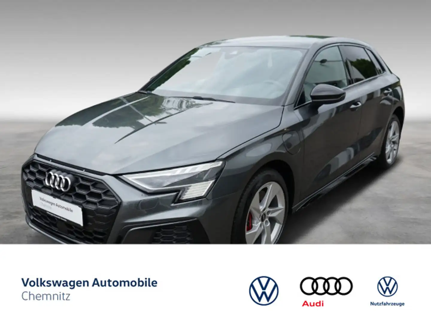 Audi A3 45 TFSI e Sportback S line Matrix LED Grau - 1
