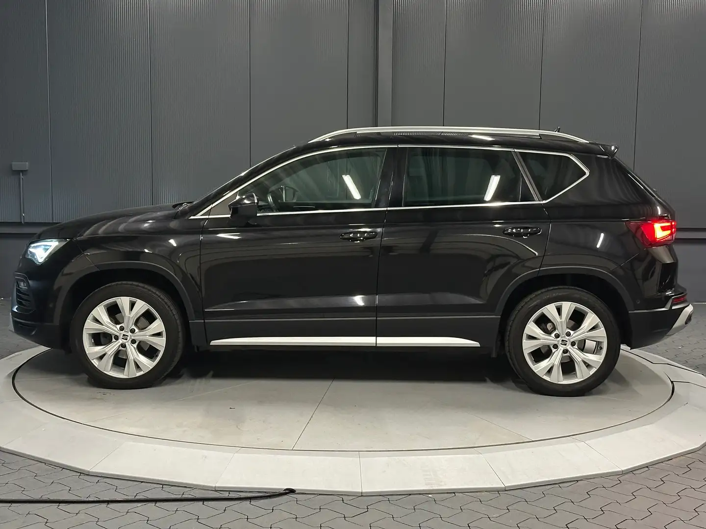 SEAT Ateca 1.5 TSI DSG Xperience*18Zoll*360*AHK*VIRTUAL* Noir - 2