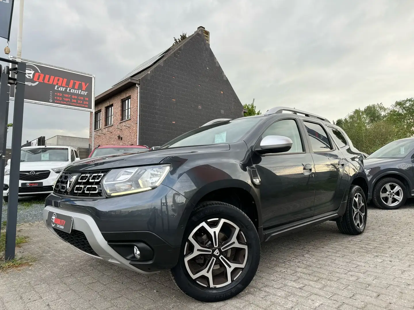 Dacia Duster 1.6 SCe Comfort  99000 km  GARANTIE Nero - 1
