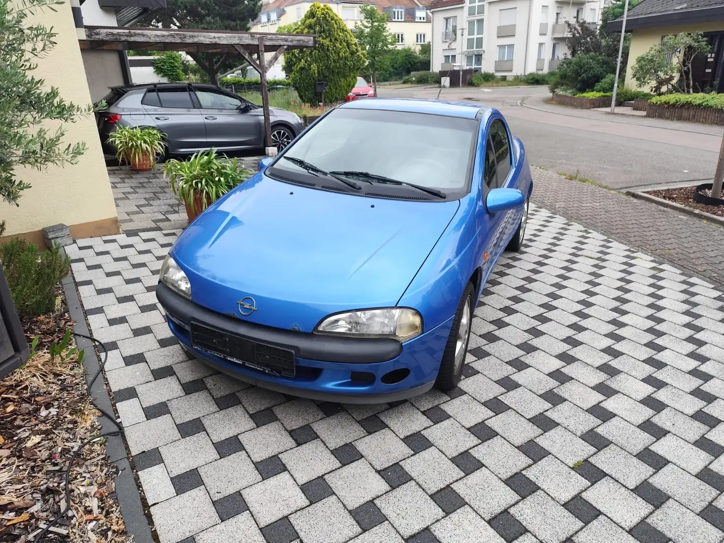 Opel Tigra 1.4i 16V Blau - 2