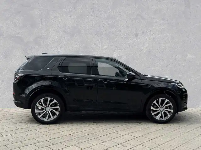 Land Rover Discovery Sport view 6