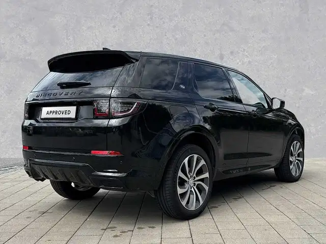 Land Rover Discovery Sport view 2