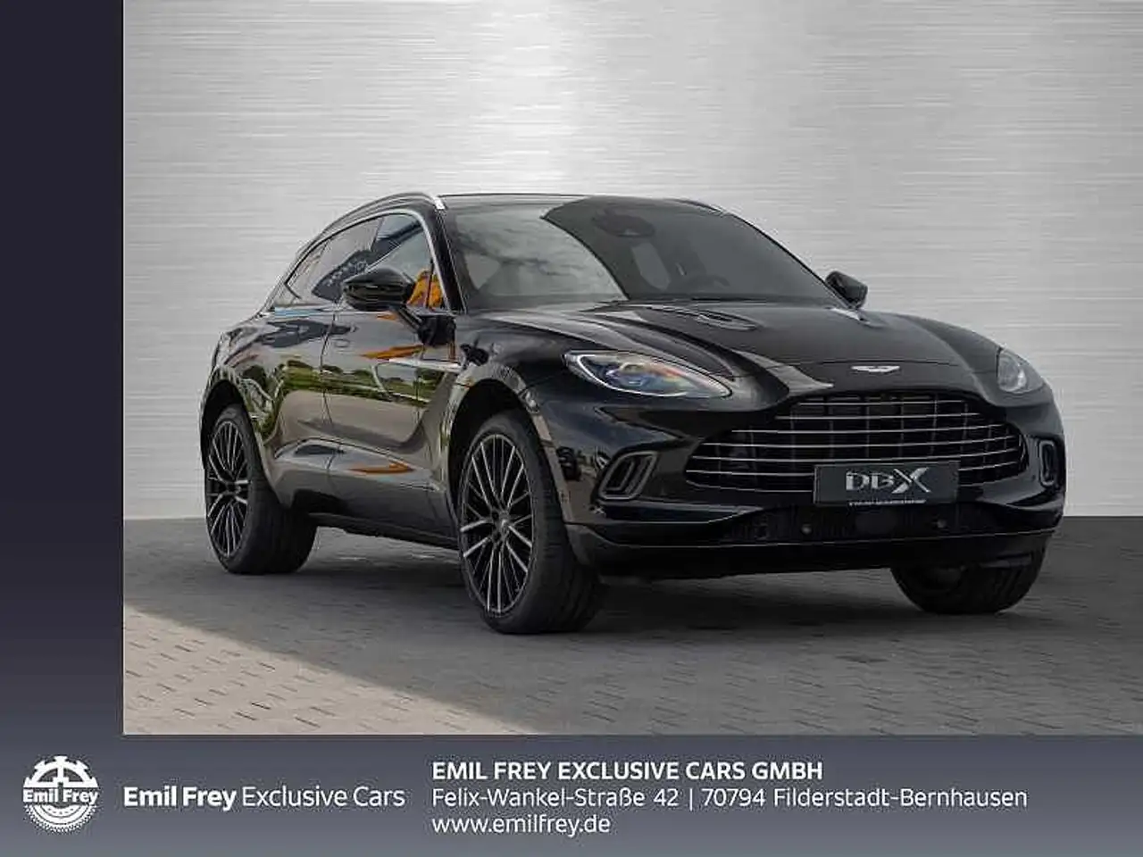 Aston Martin DBX