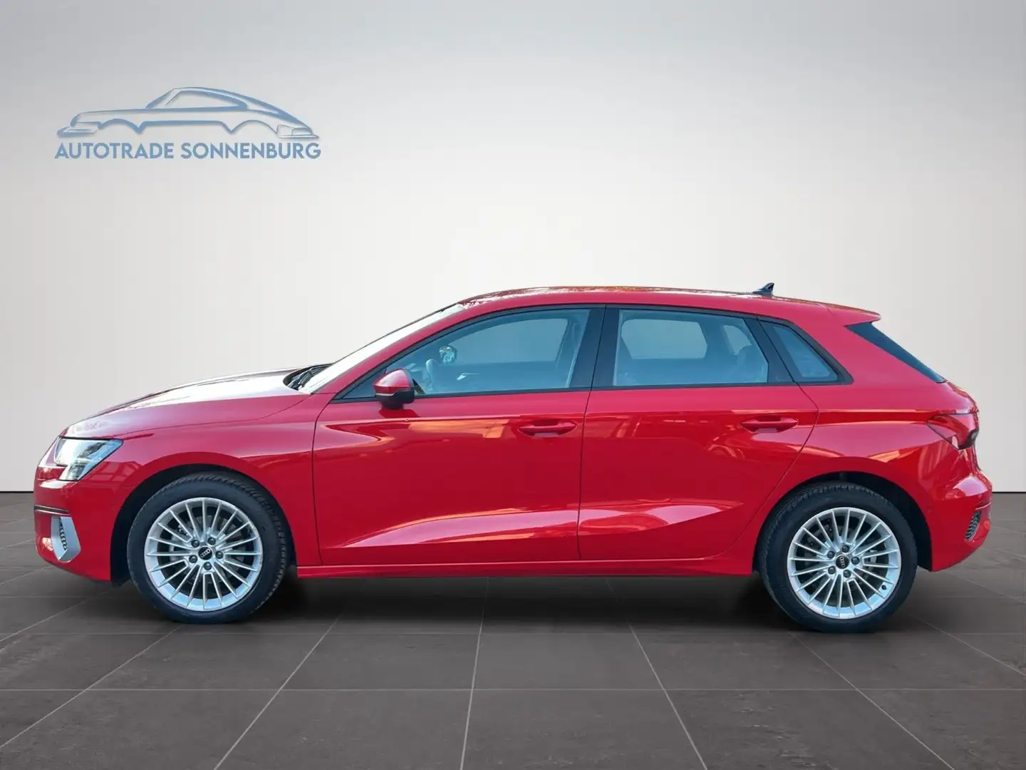 Audi A3 Sportback 30 TFSI advanced/ACC/NAVI/LED Rosso - 2