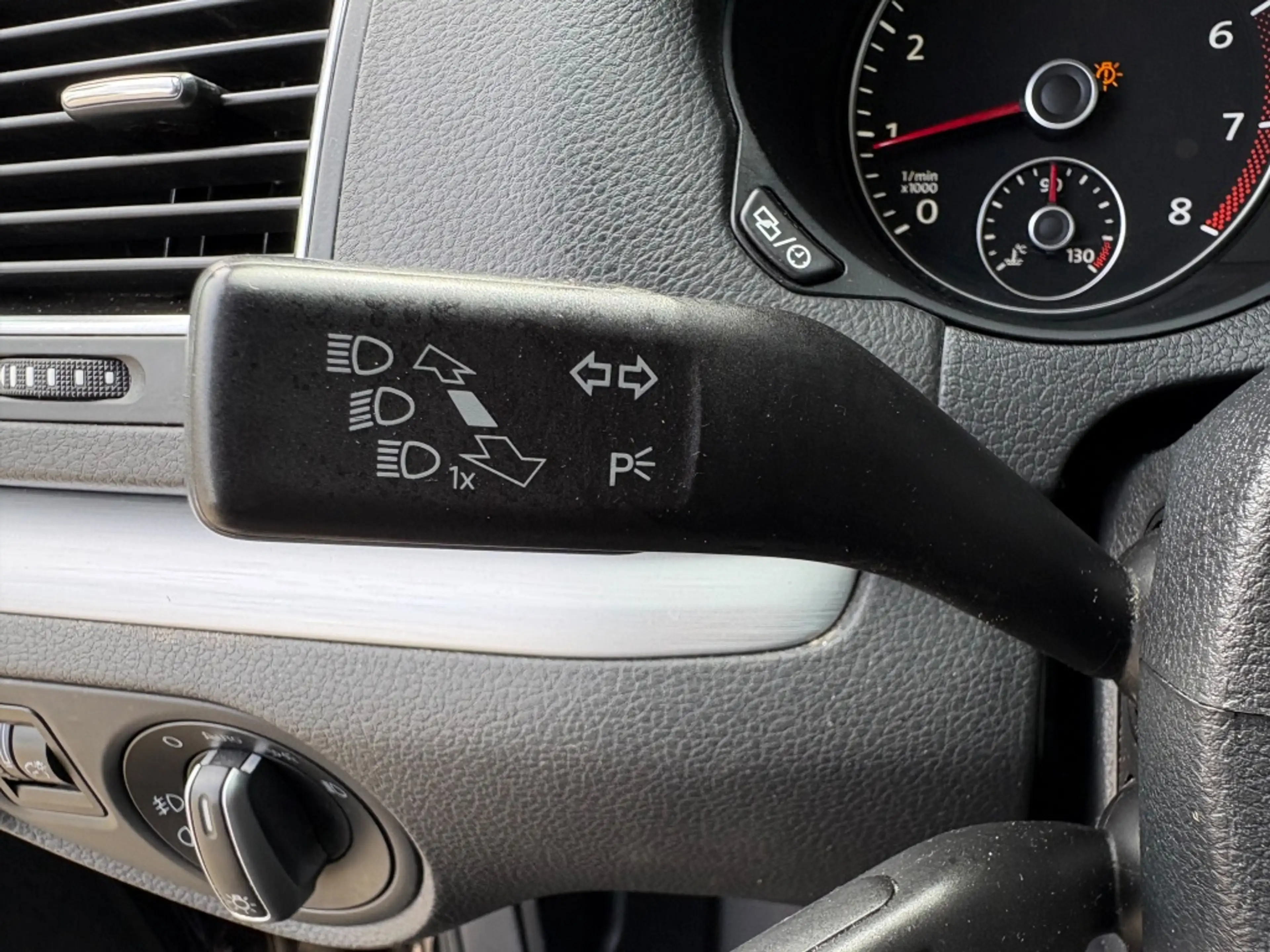Volkswagen Sharan 2.0 TSI Highline 7p Trekhaak 200PK Pano Cruise Con — photo 25