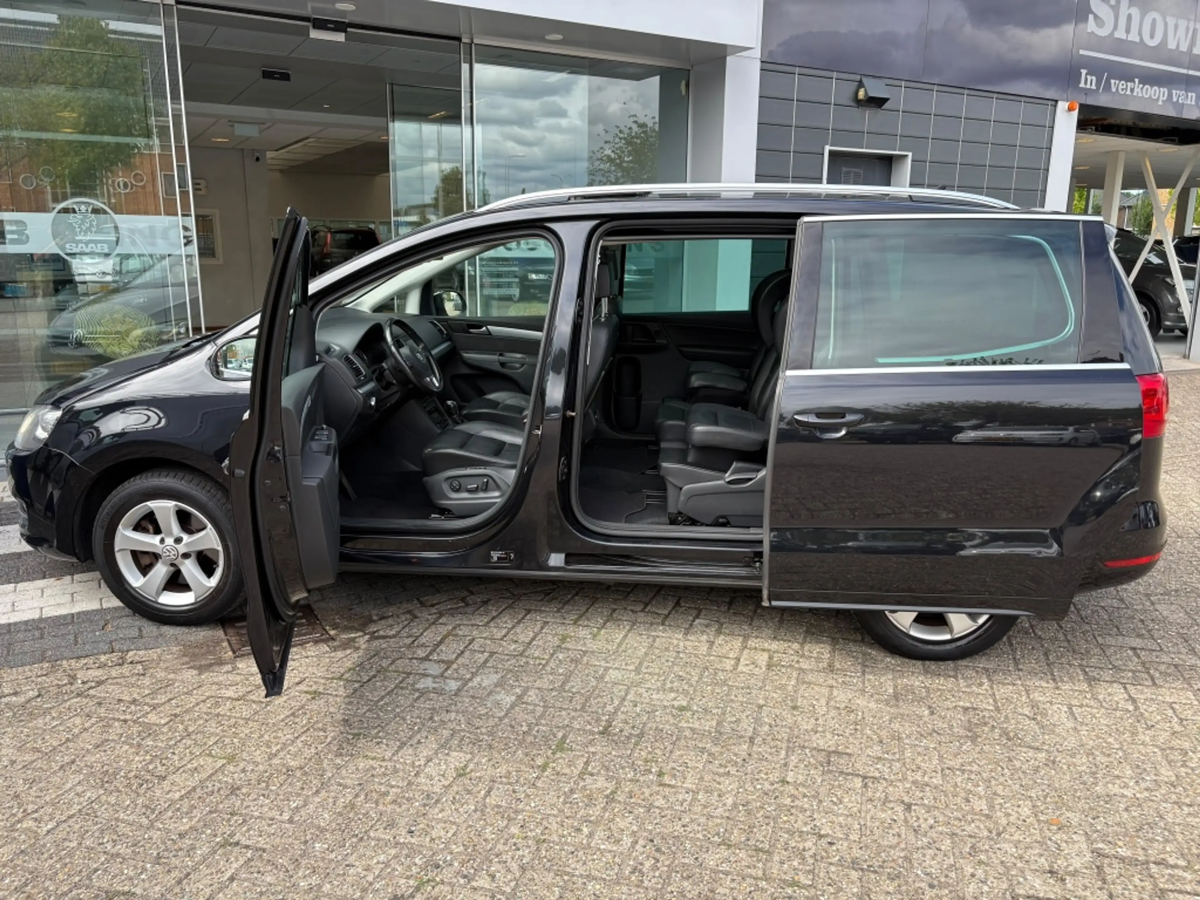 Volkswagen Sharan 2.0 TSI Highline 7p Trekhaak 200PK Pano Cruise Con — photo 5