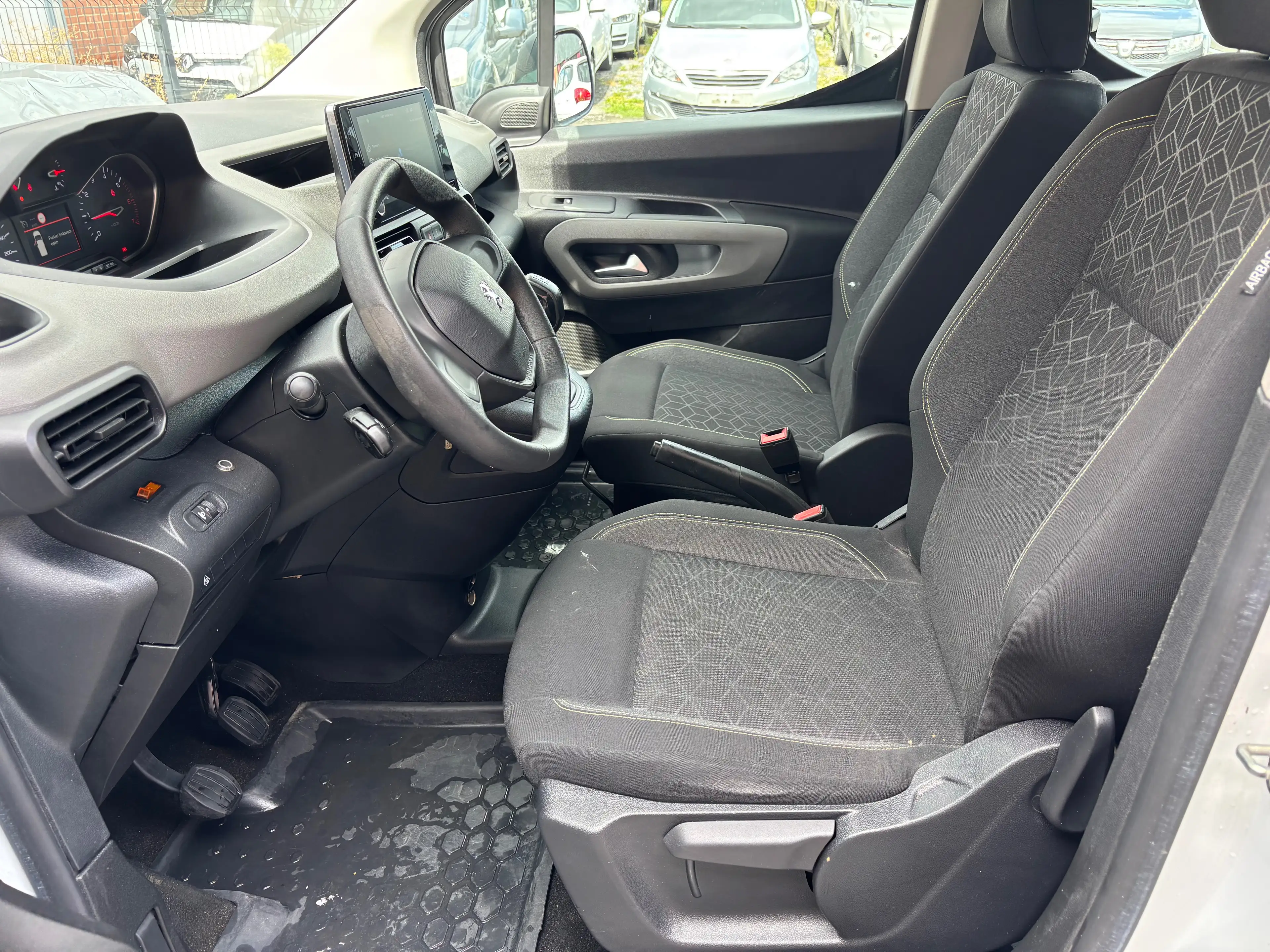 Peugeot Rifter Rifter 1.5 BlueHDi — photo 11