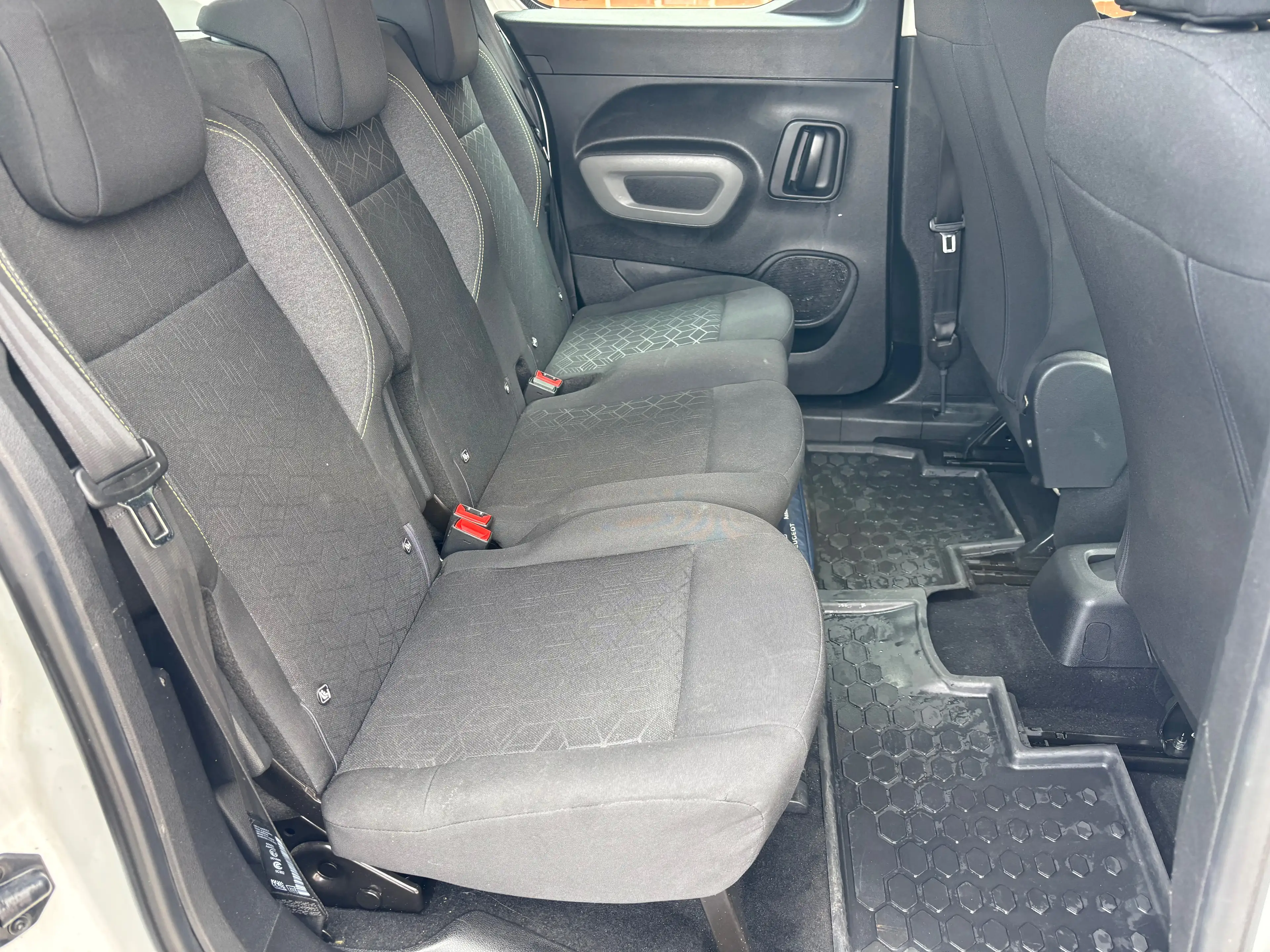 Peugeot Rifter Rifter 1.5 BlueHDi — photo 8