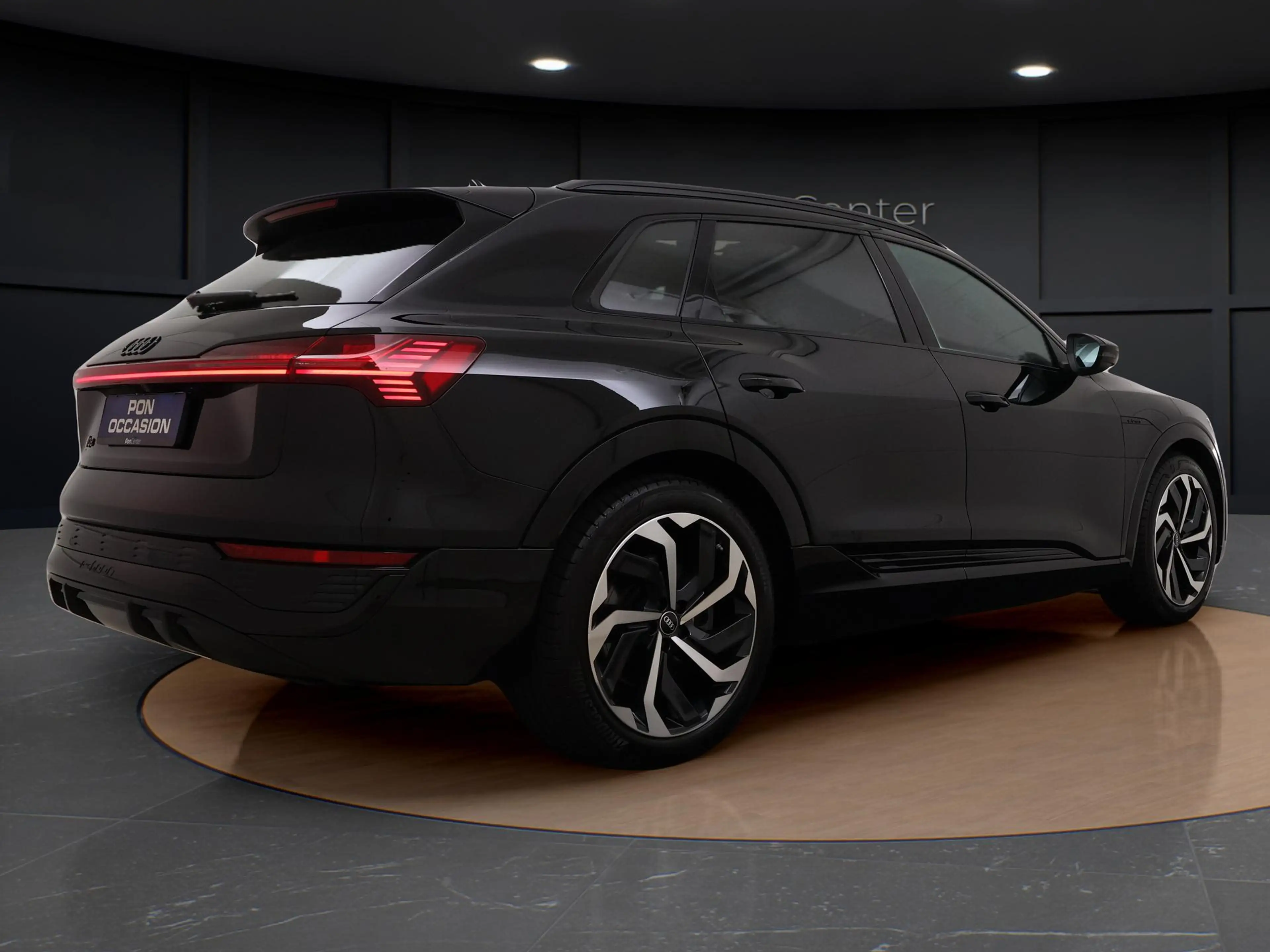 Audi Q8 e-tron 55 Quattro S-line 115 kWh | Pano Dak | Luchtvering — photo 5