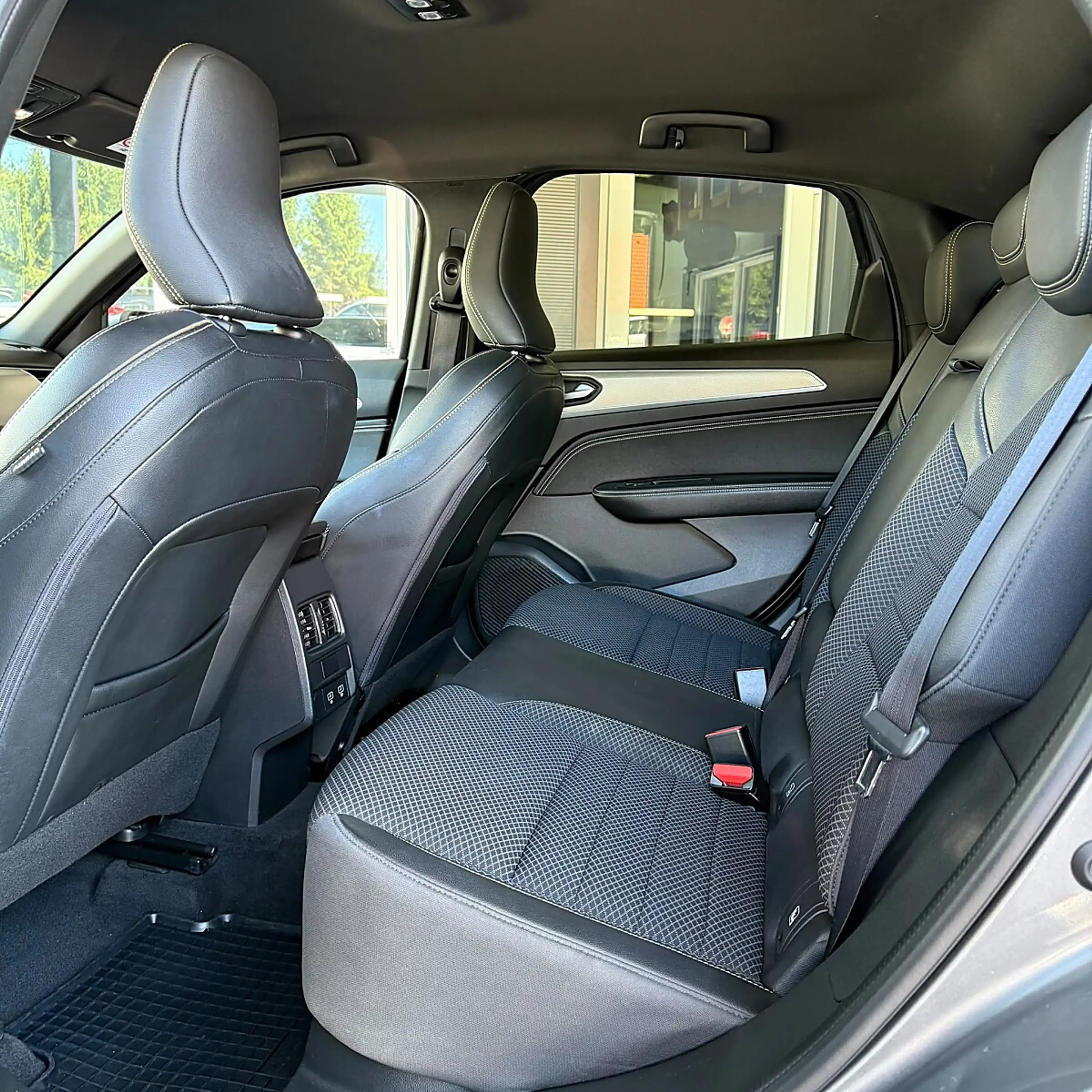 Renault Arkana E-Tech Hybrid 145 Techno Aut. — photo 12