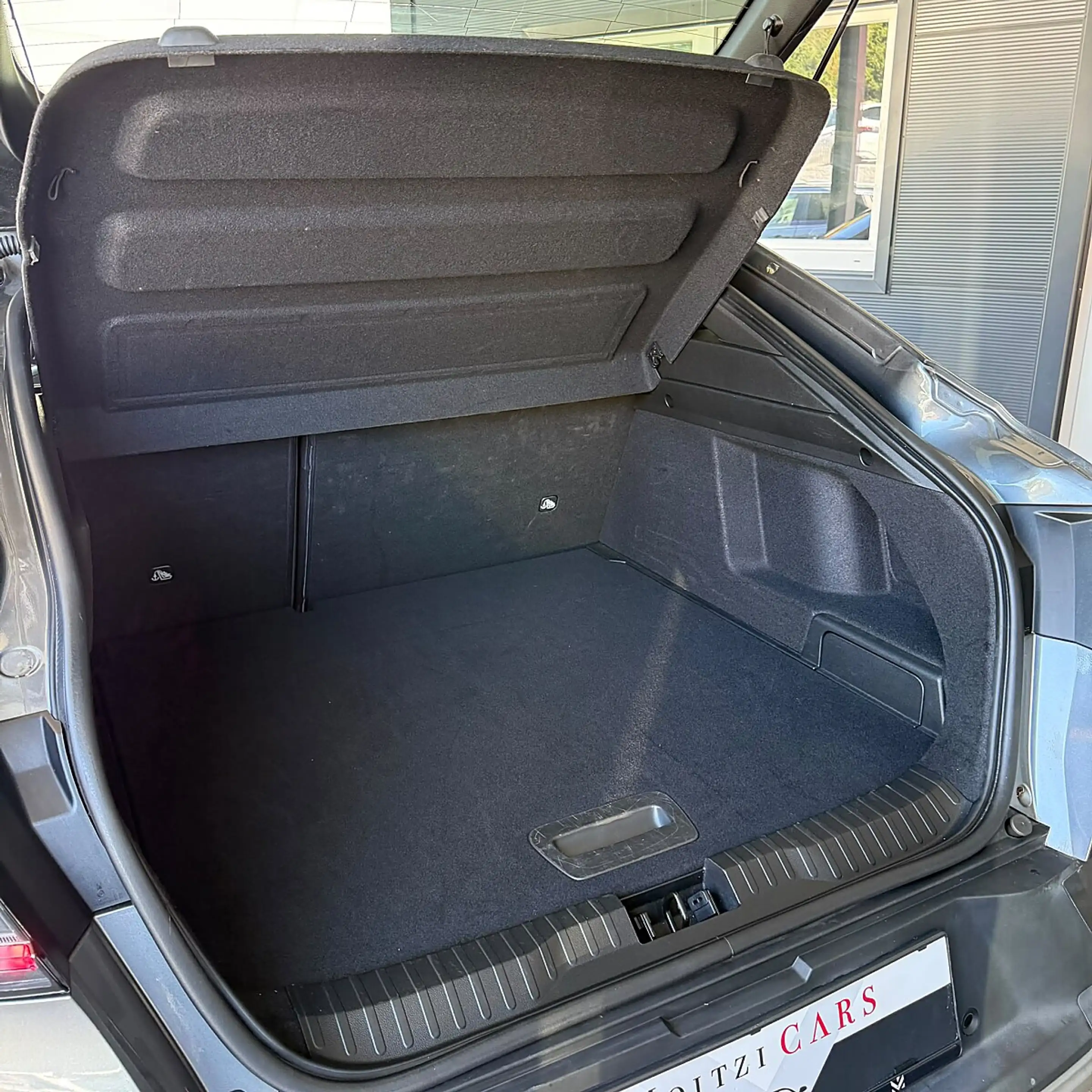 Renault Arkana E-Tech Hybrid 145 Techno Aut. — photo 10
