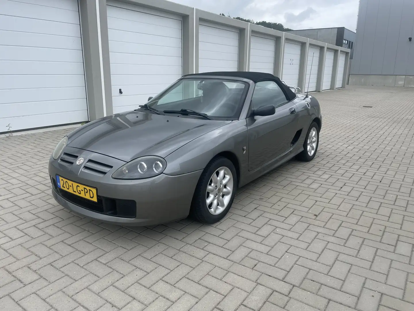 MG TF 115 Gri - 1