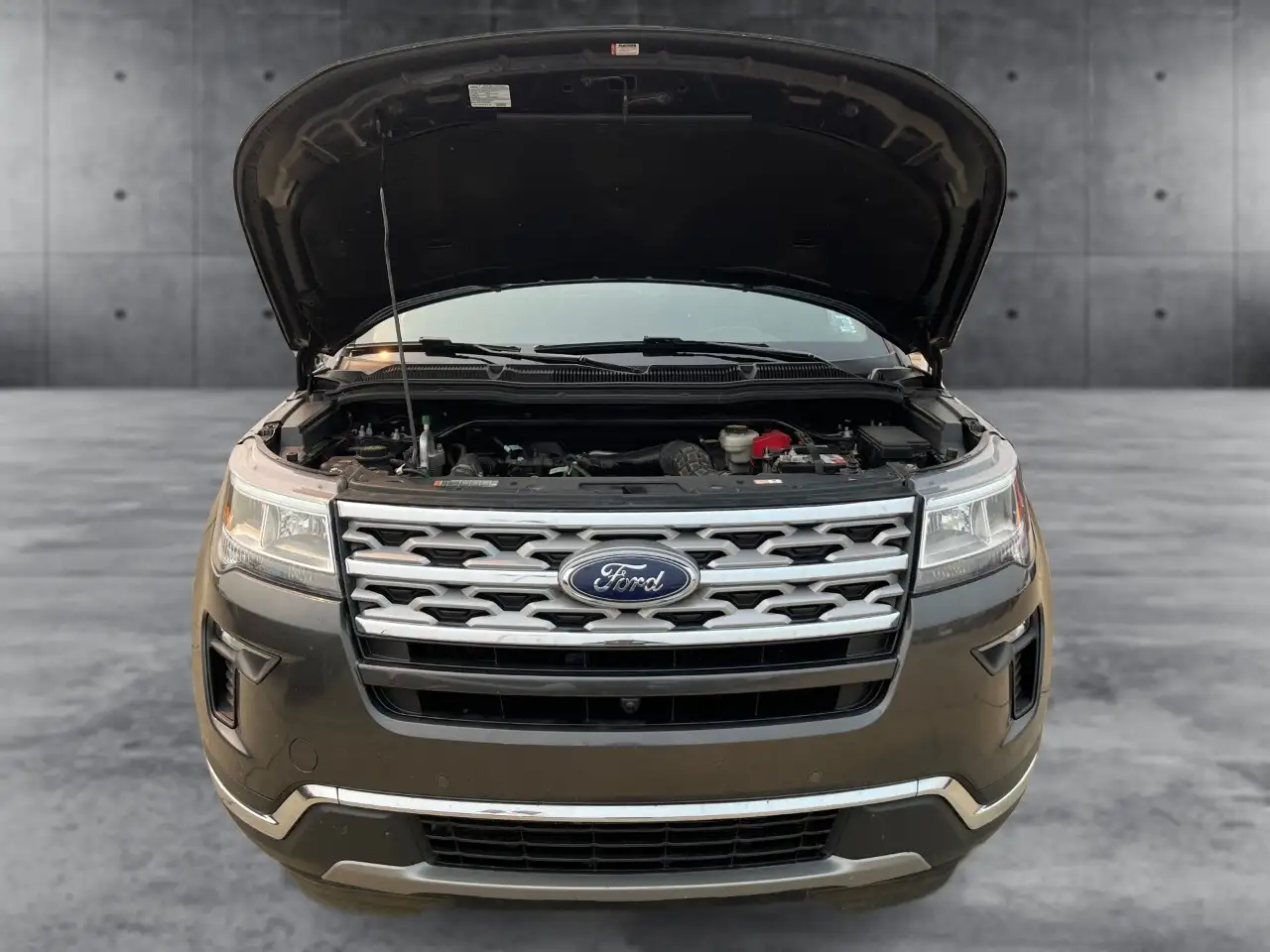 Ford Explorer photo Ford Explorer