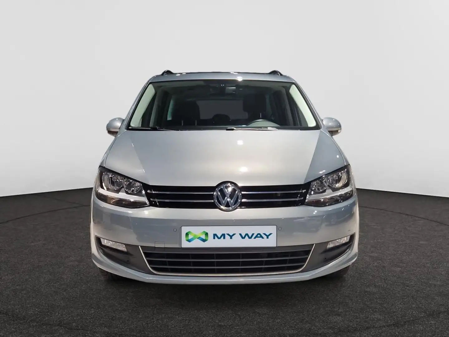 Volkswagen Sharan Sharan Comfortline 2.0 TDI BlueMotion Technology 100 kW (136 ch) 6 vitesses DSG Grau - 2