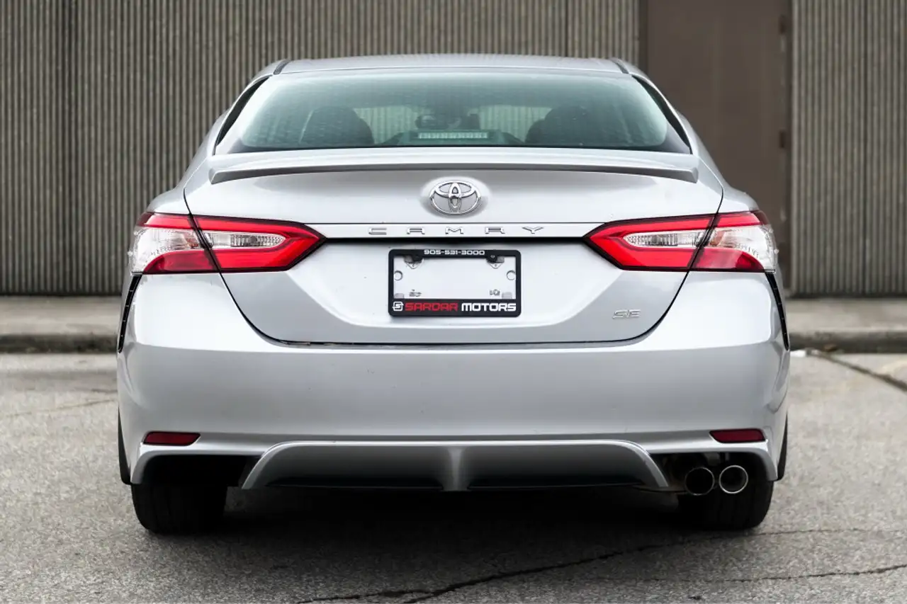 Toyota Camry снимка Toyota Camry