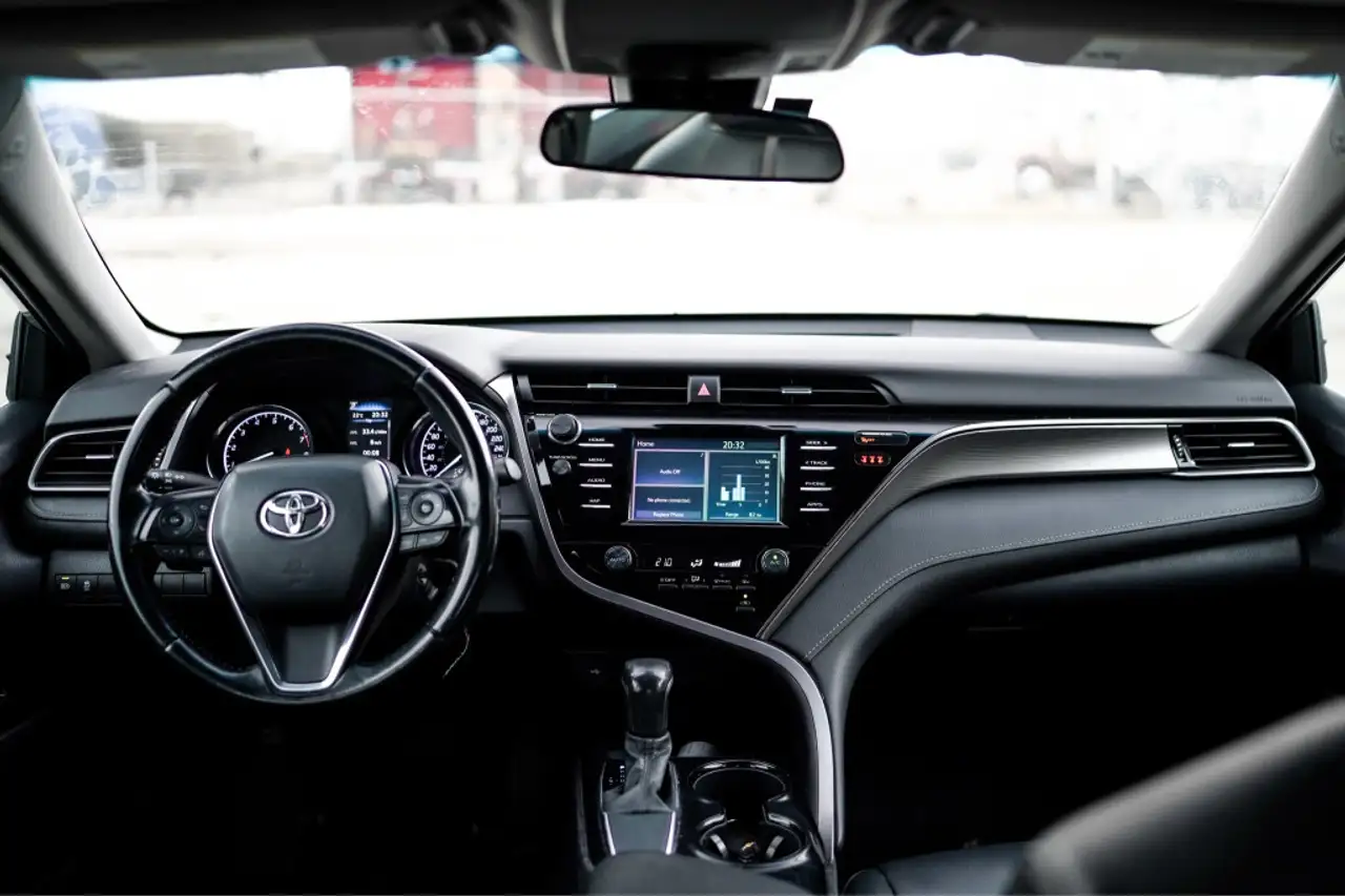Toyota Camry снимка Toyota Camry