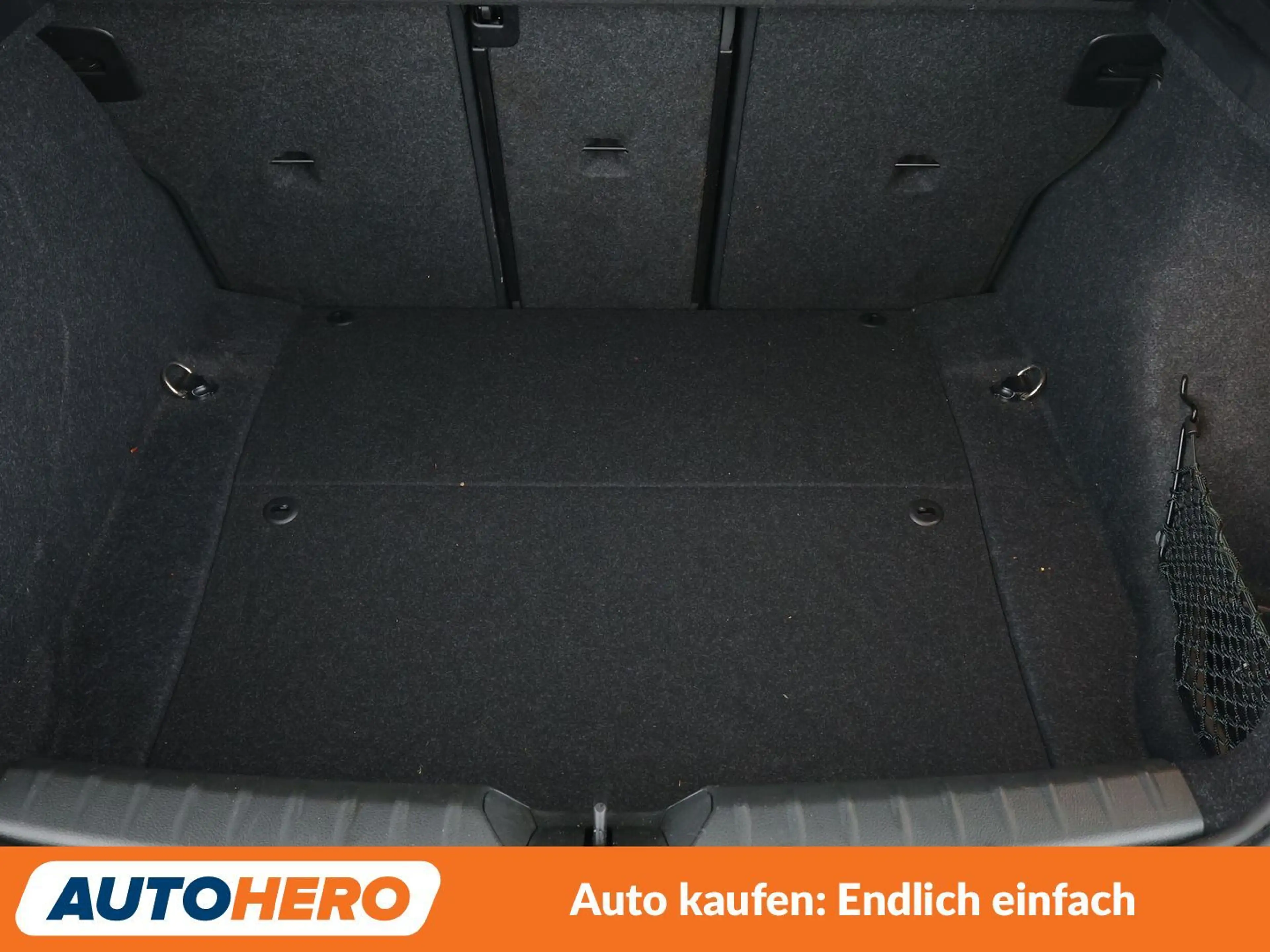 BMW 120 120i Edition M Sport Shadow Aut*NAVI*LED*TEMPO*PDC — photo 17