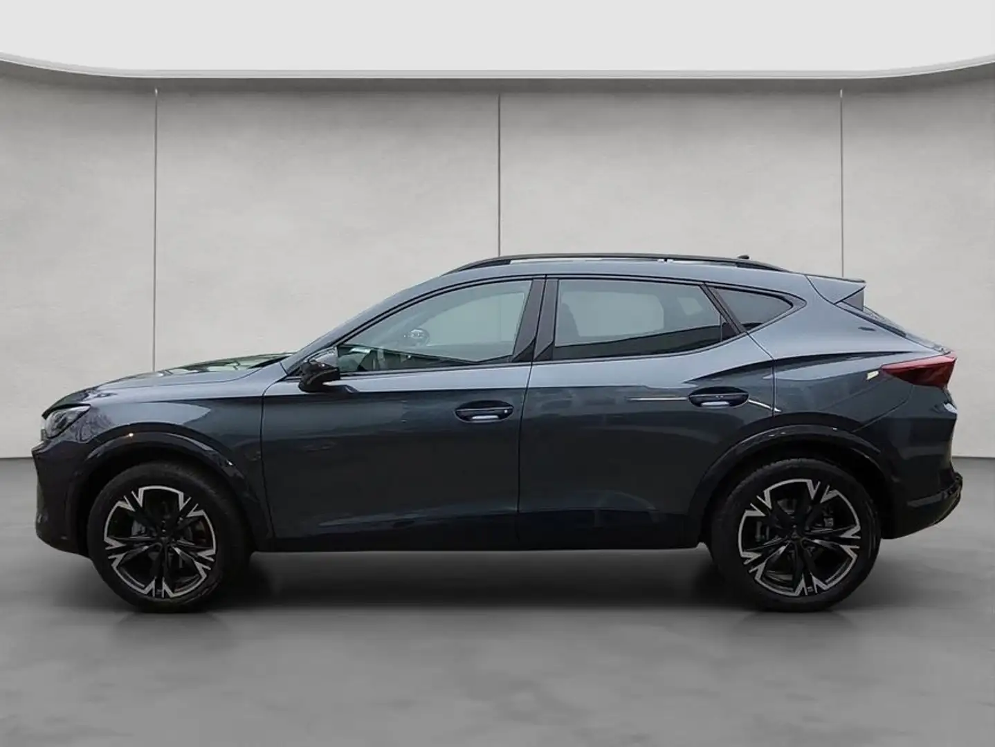 CUPRA Formentor 1.5 eTSI DSG Sennheiser Panoramadach Key Grau - 2