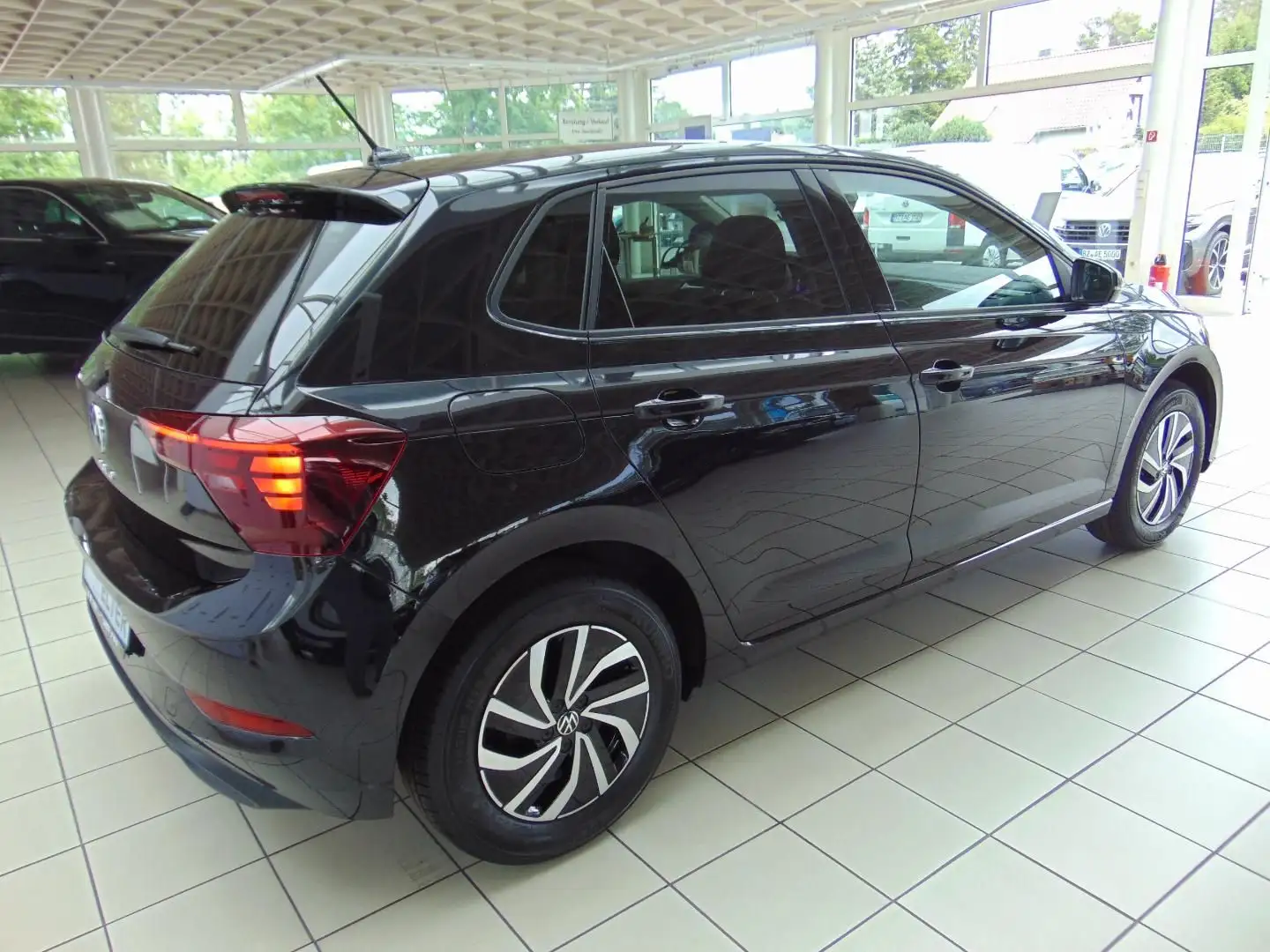 Volkswagen Polo Life 1.0 TSI Schwarz - 2