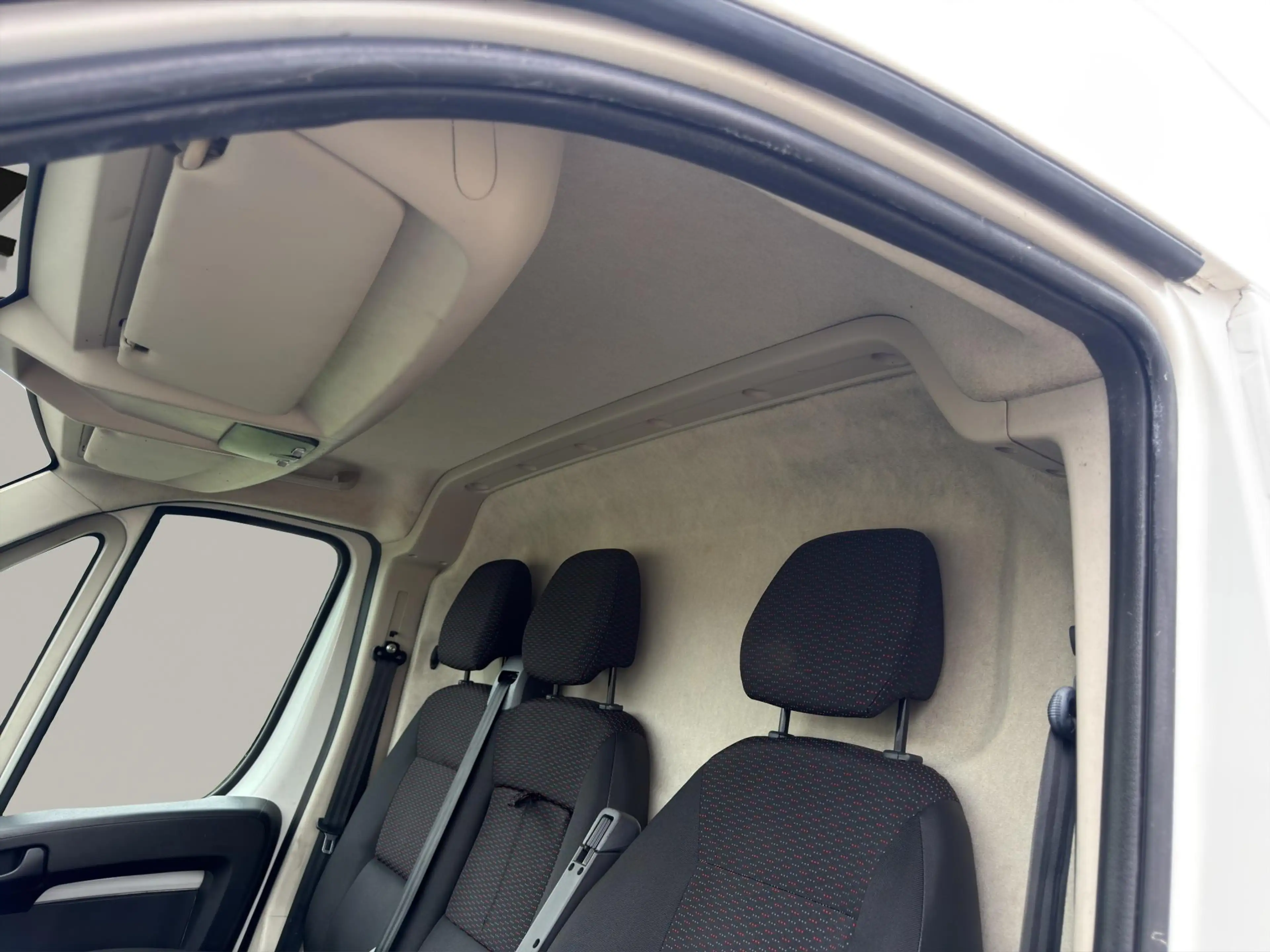 Citroen Jumper 30 2.2 BlueHDi 140 L2H2 Club Airco Camera — photo 13